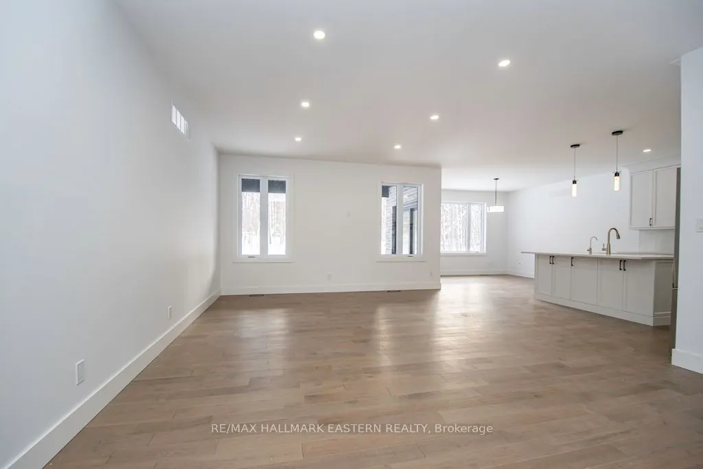 11 Maplewood Court