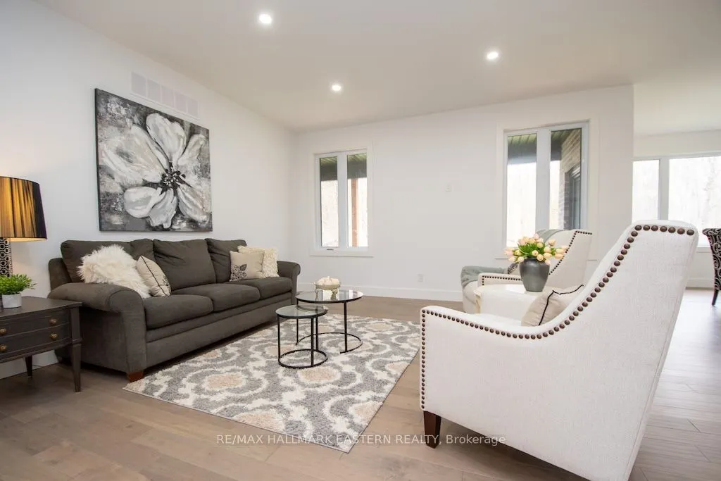 11 Maplewood Court