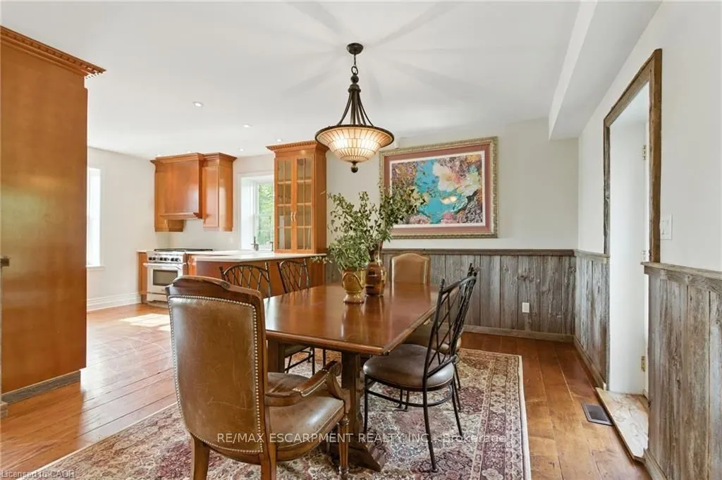 437 6th Concession Road E