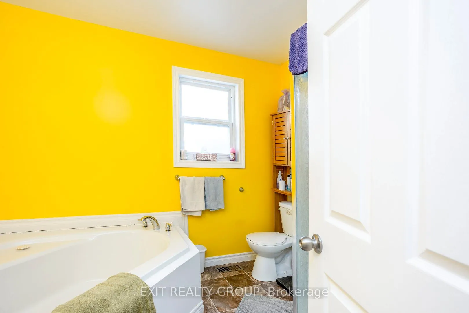 46-152 Concession Road 11 W