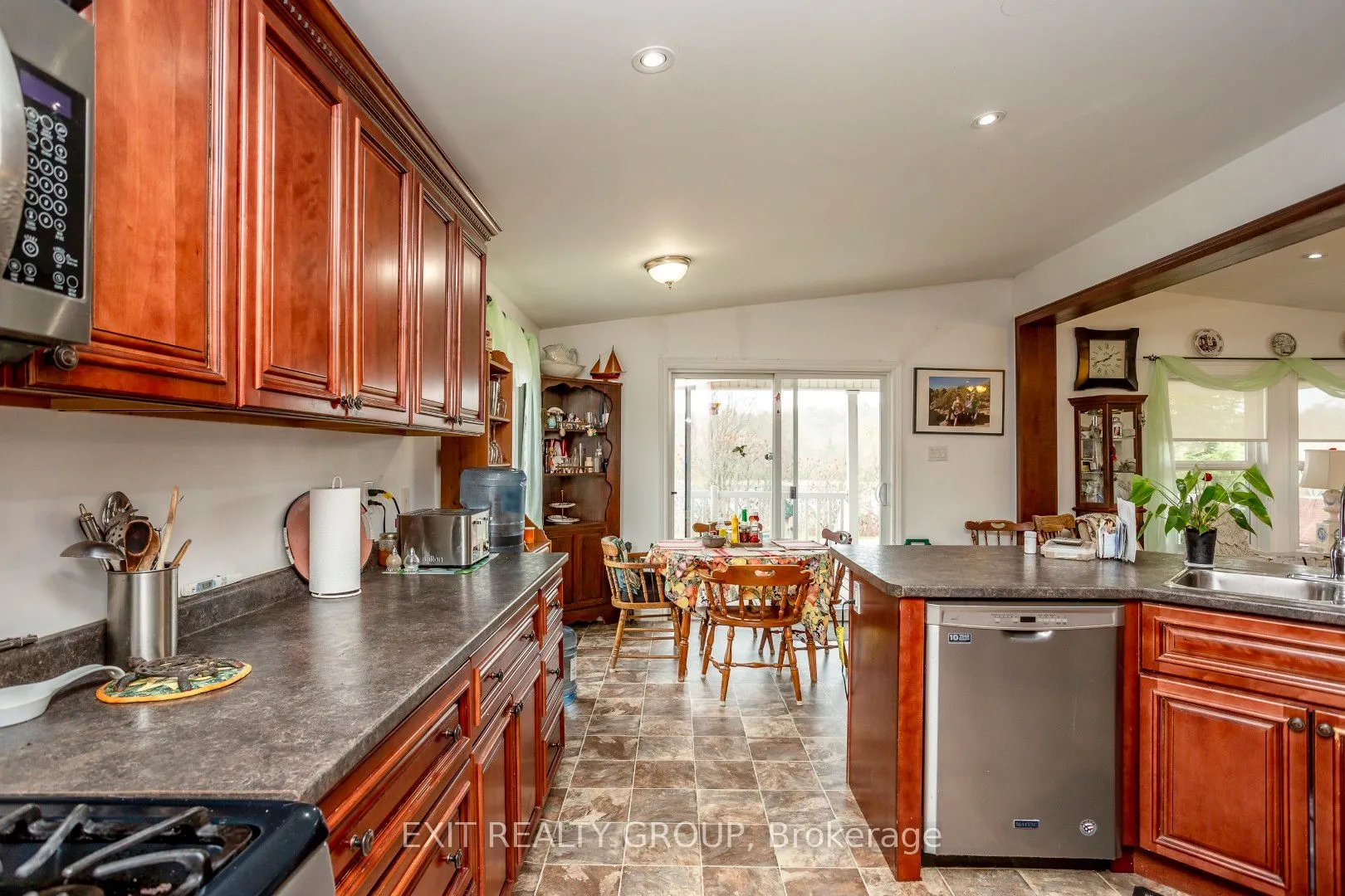 46-152 Concession Road 11 W