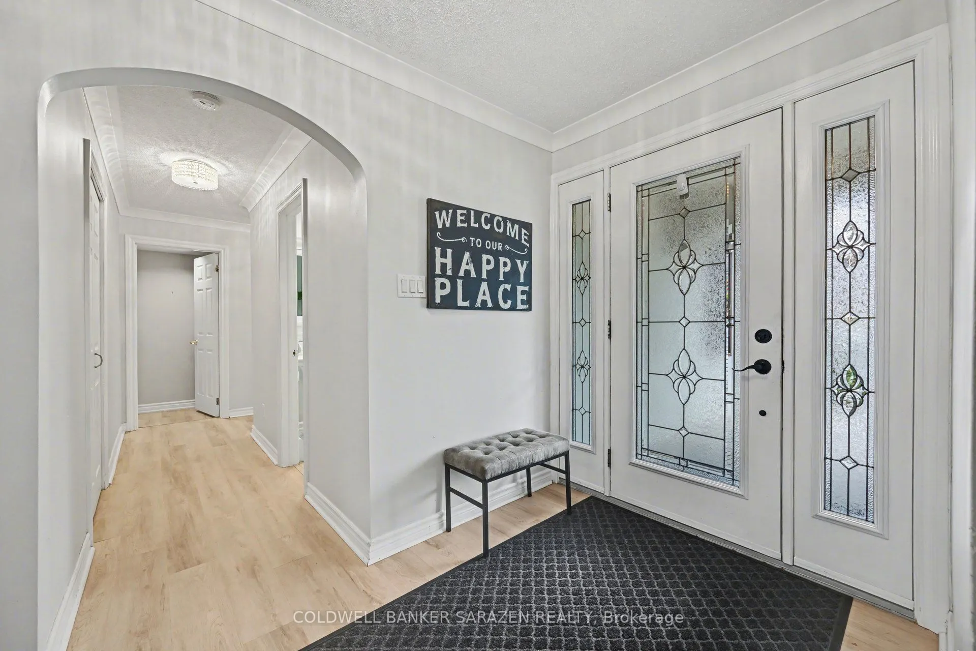 31 Daniel Street S