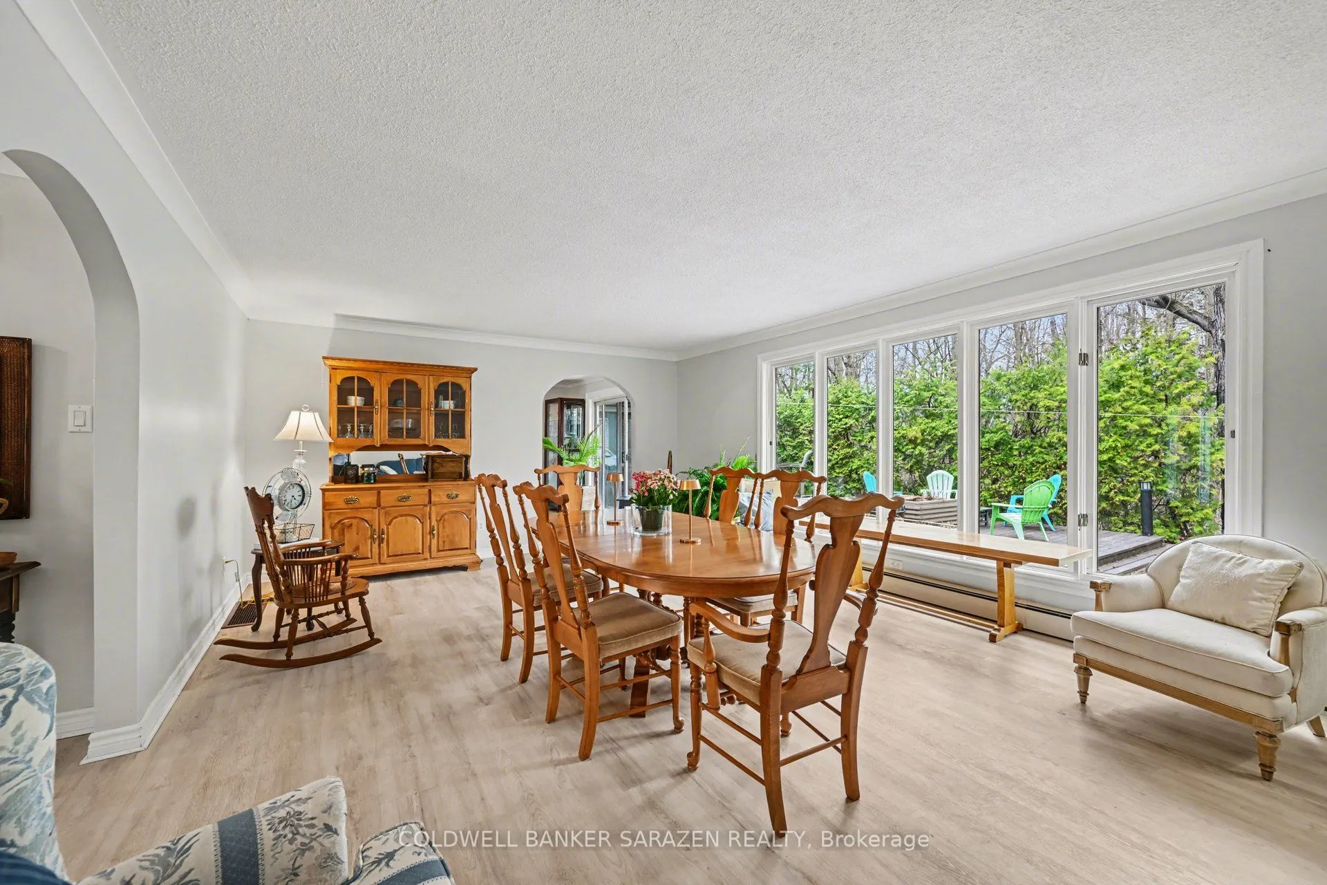 31 Daniel Street S