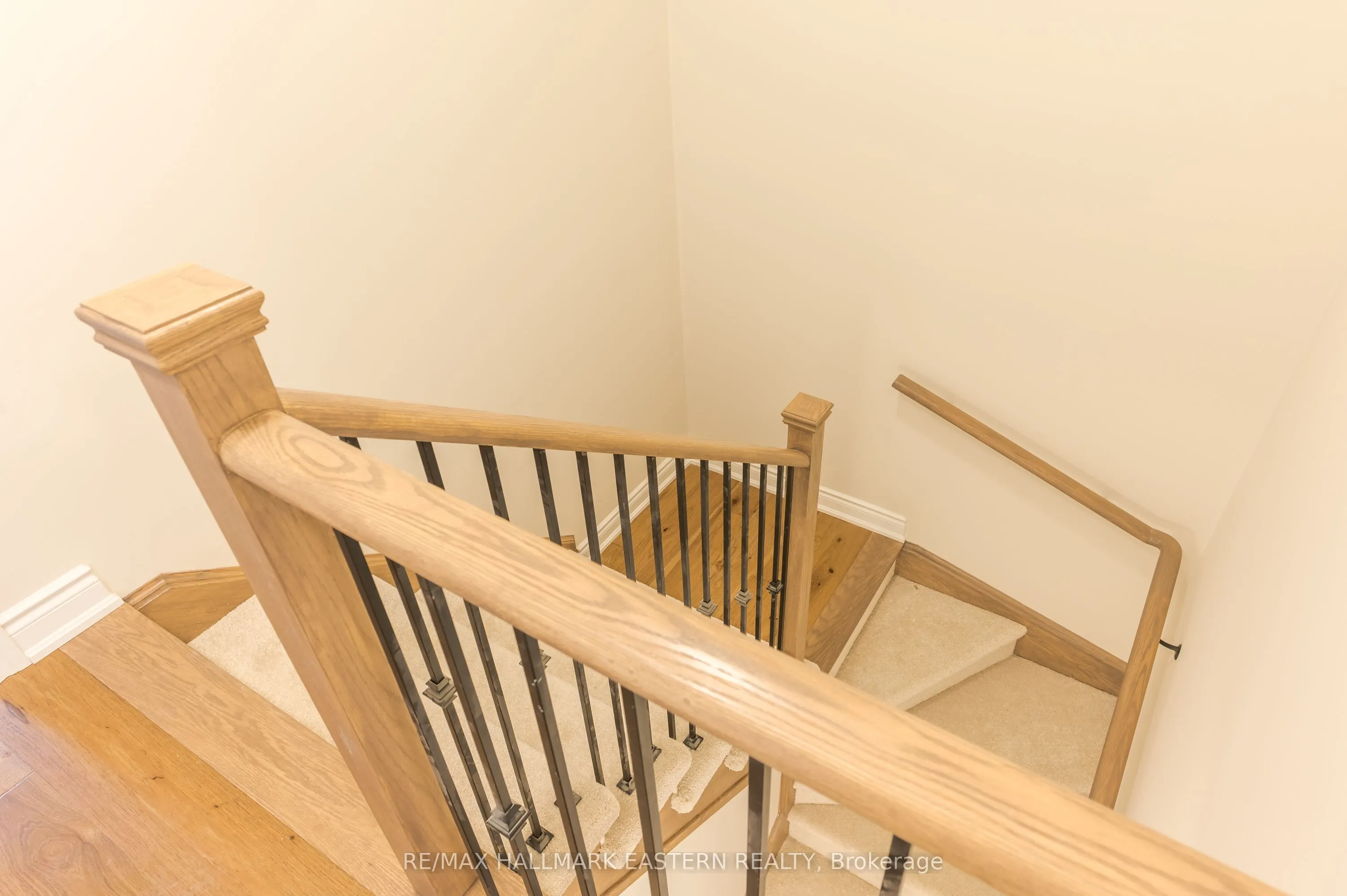 17 Coldbrook Drive