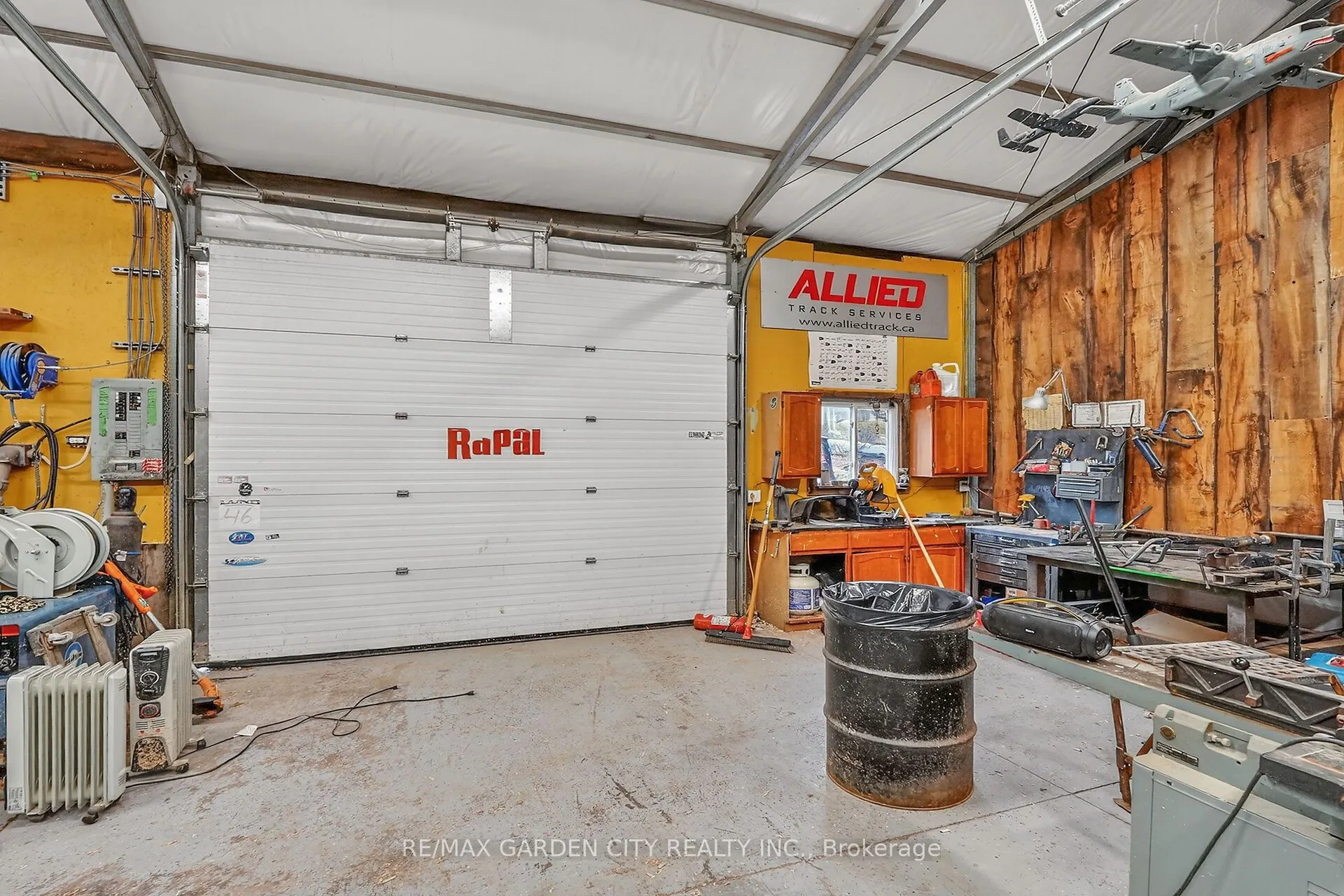 3745 King Street