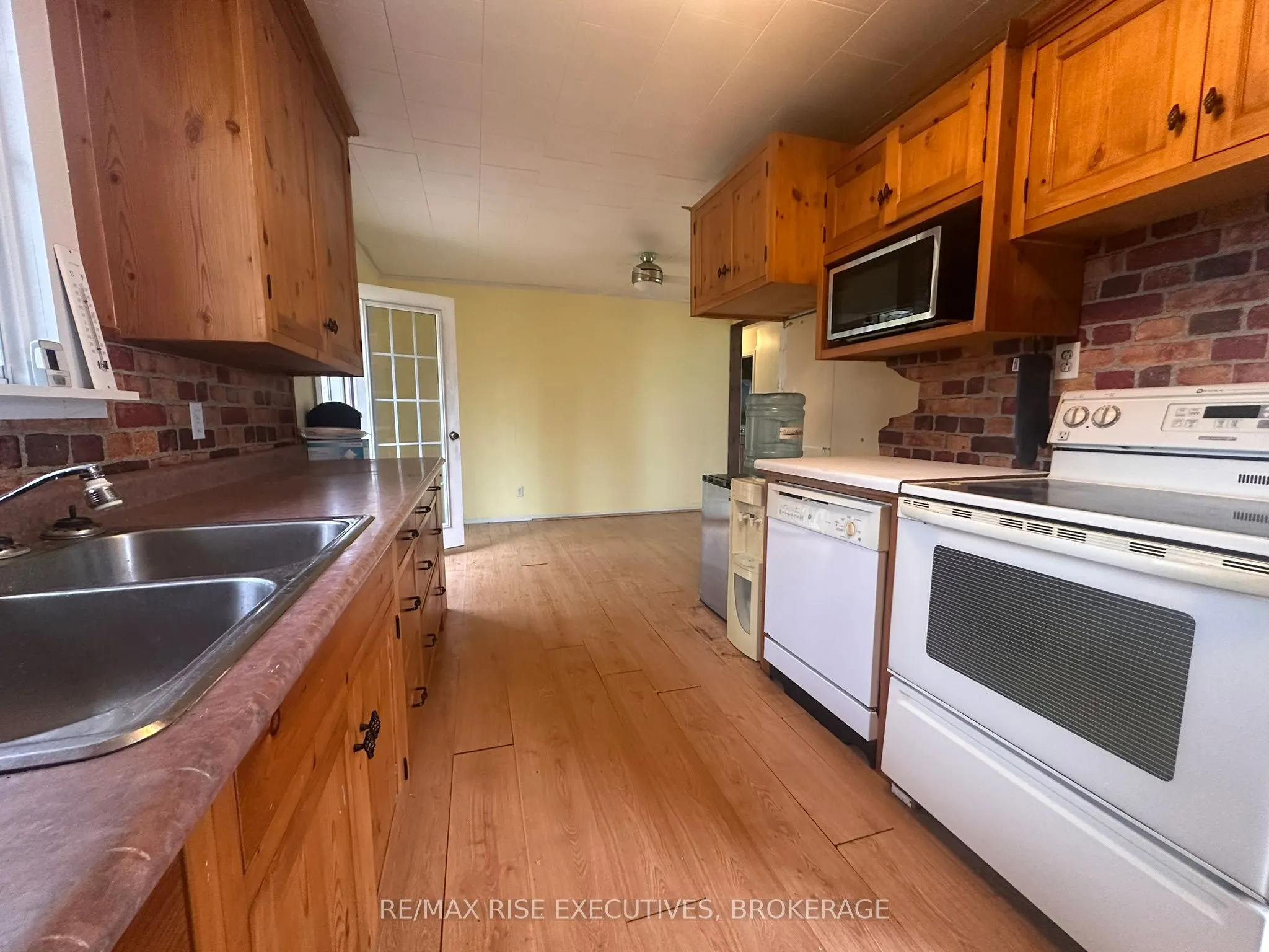 434 County Rd 9