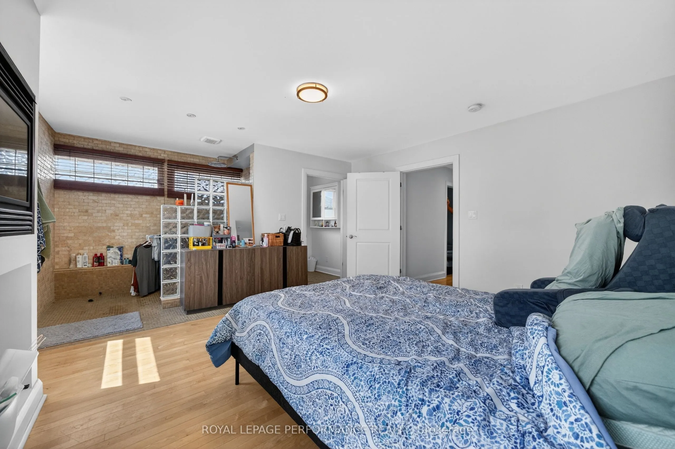 324 Duncairn Avenue