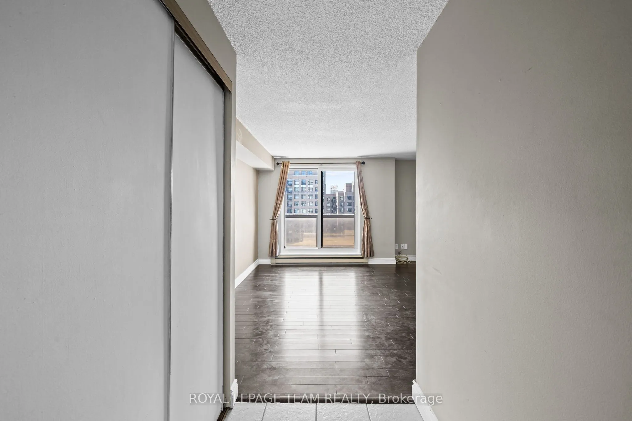 199 Kent Street #1705