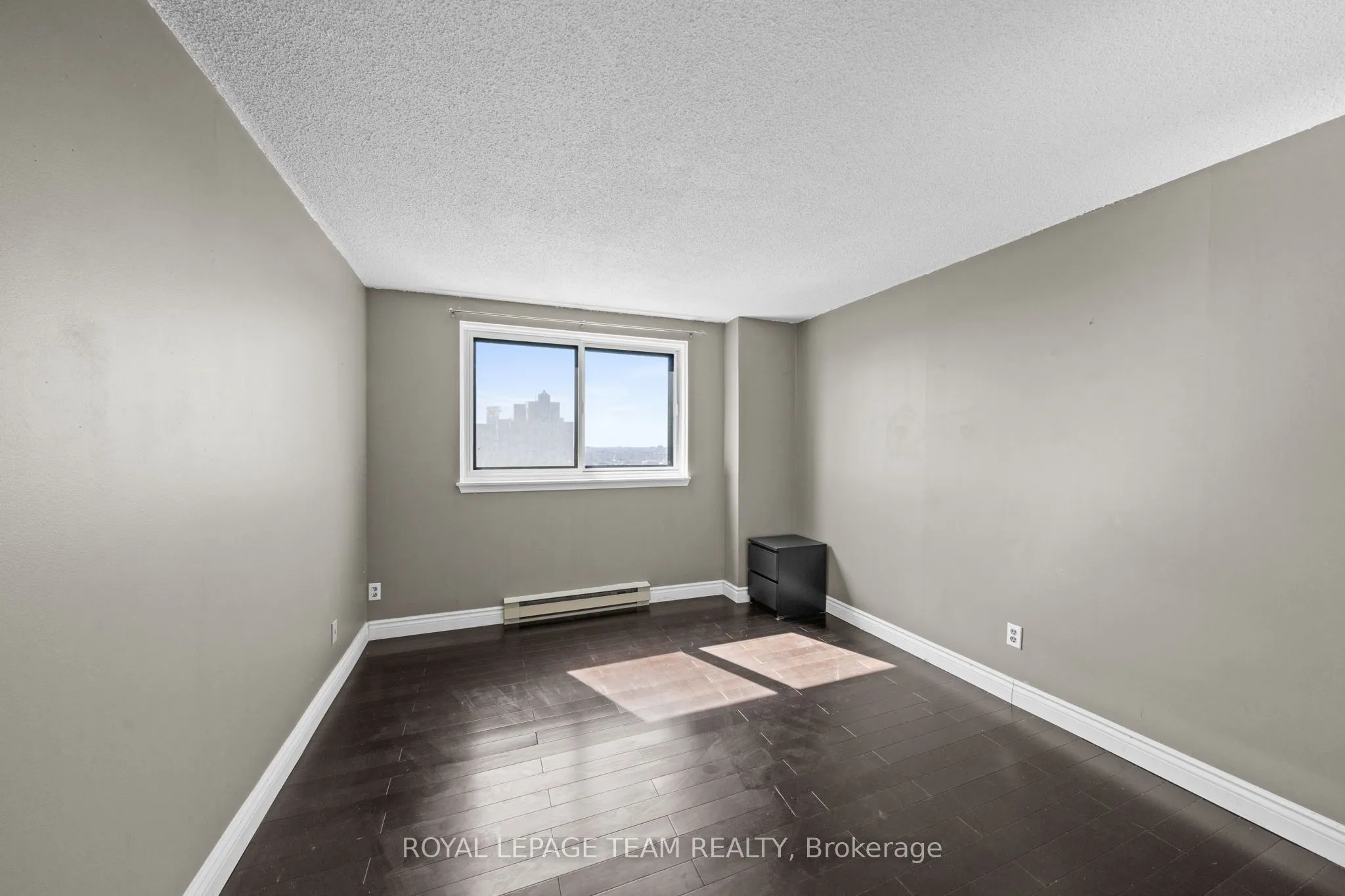 199 Kent Street #1705