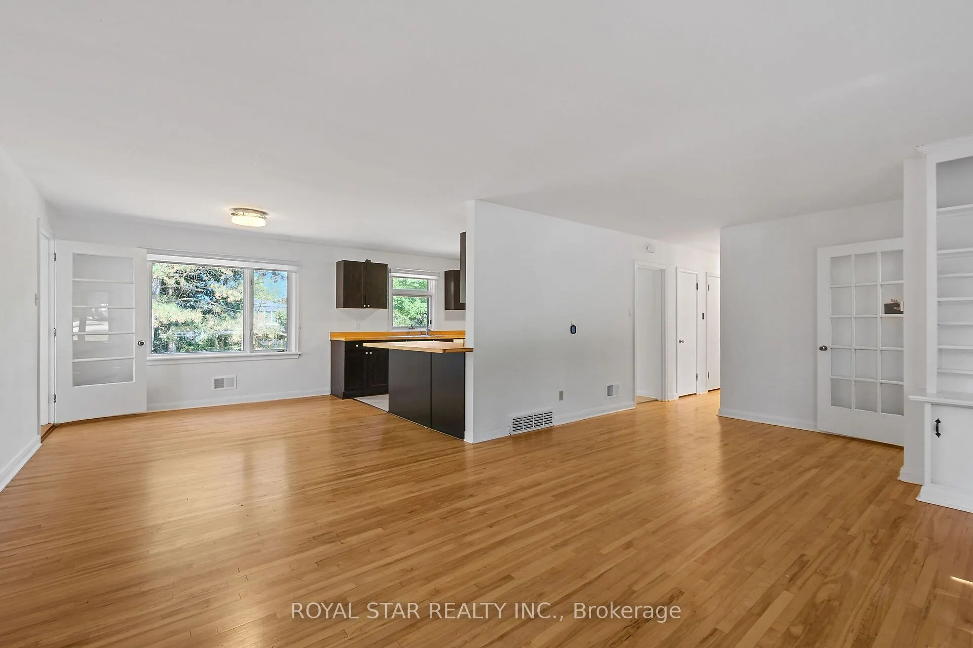 10 Delong Drive