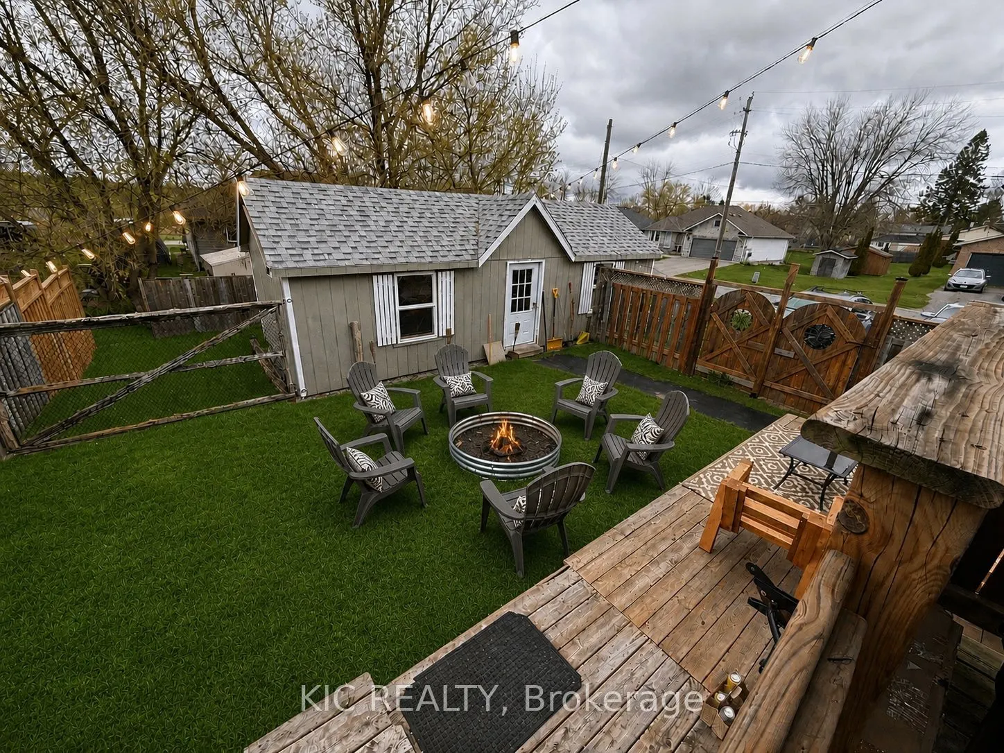 3 Creekside Drive