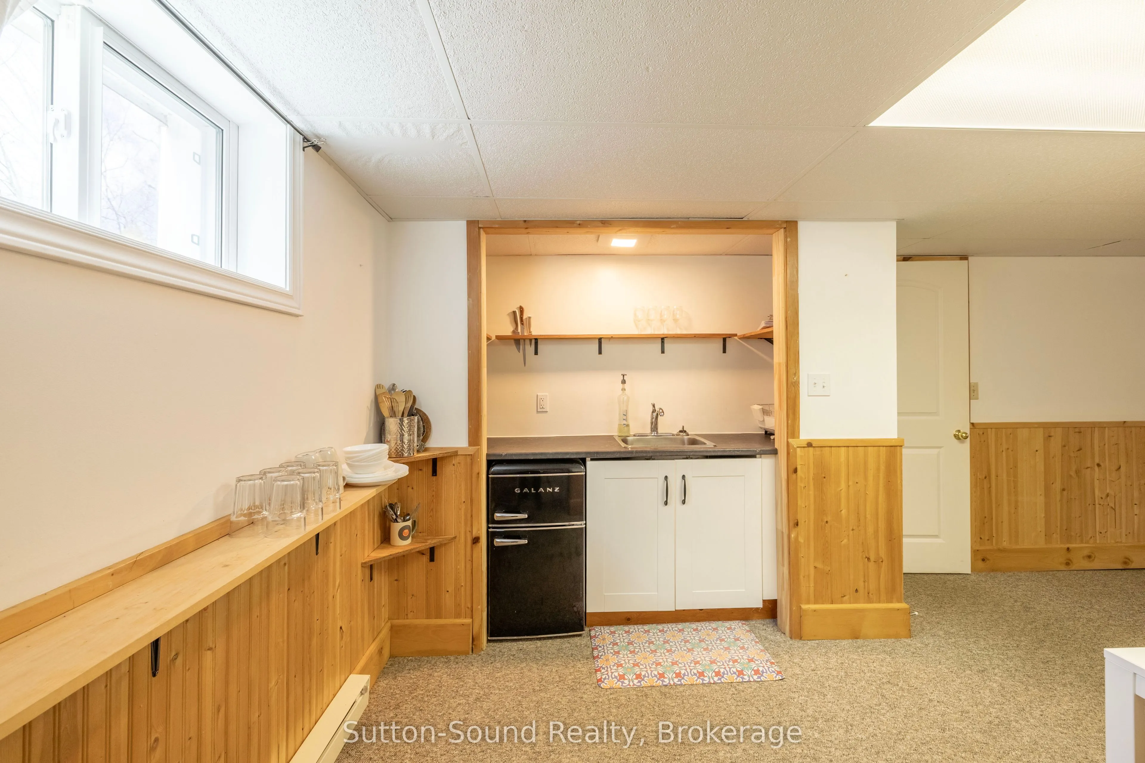 125 Paradise Bay Road