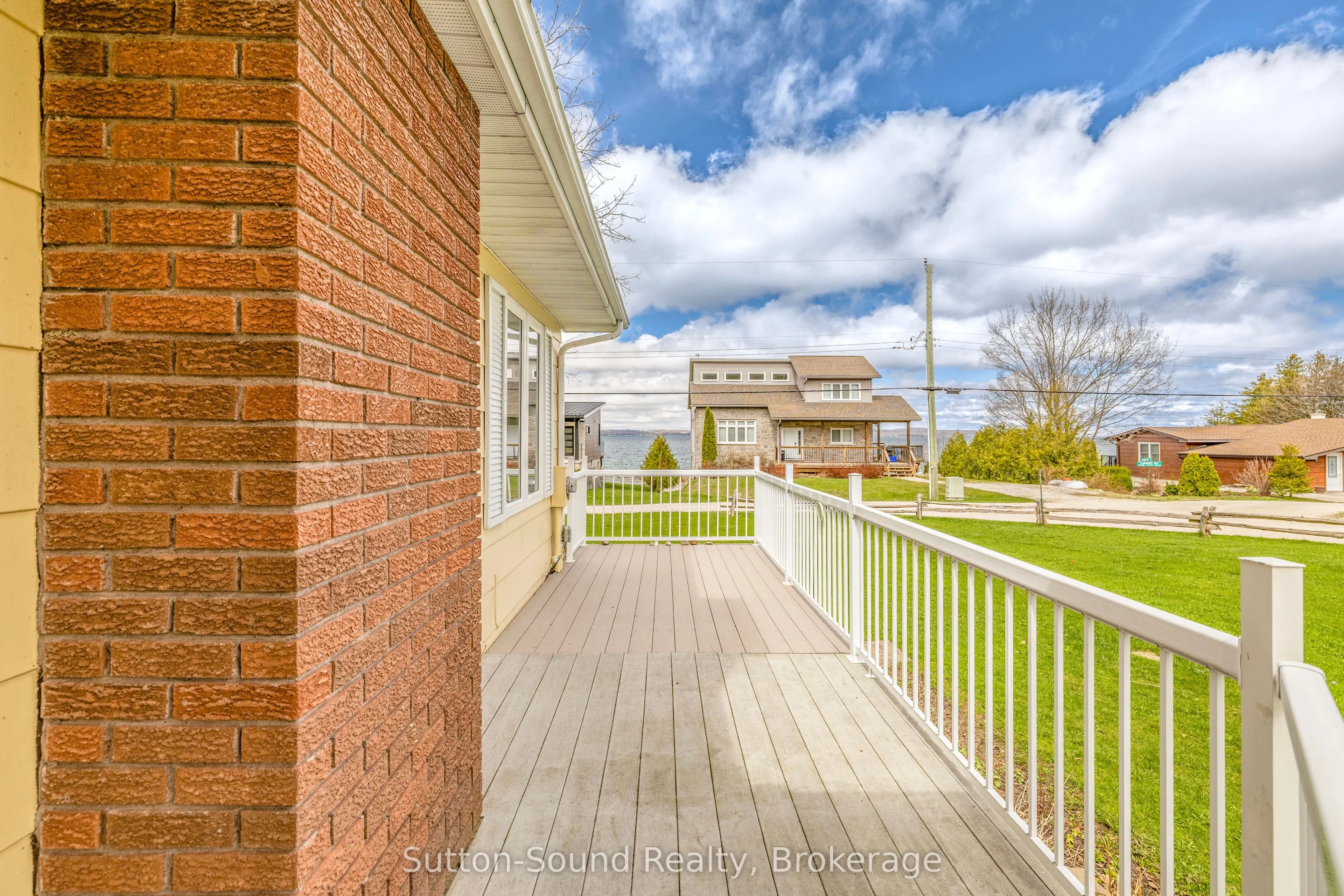 125 Paradise Bay Road