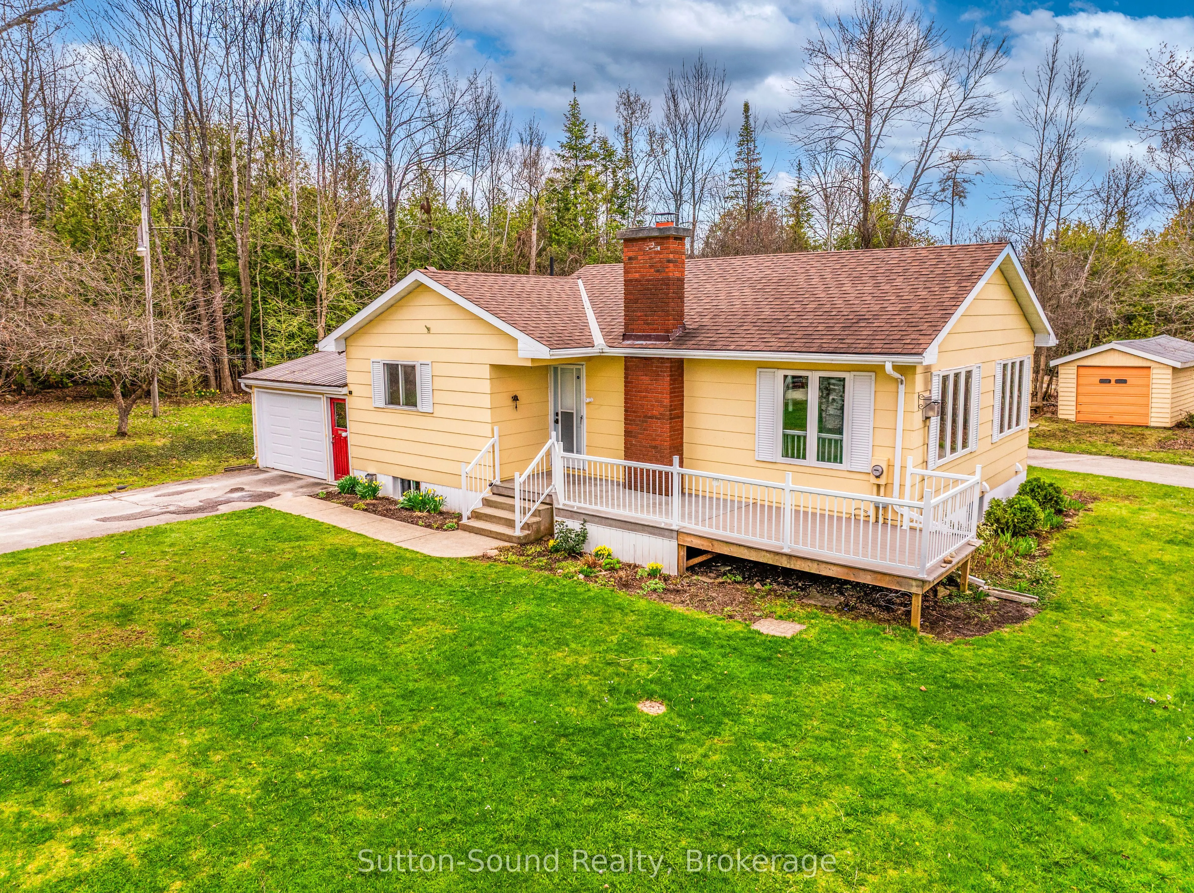 125 Paradise Bay Road