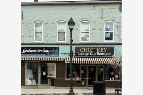 11 Queen Street E