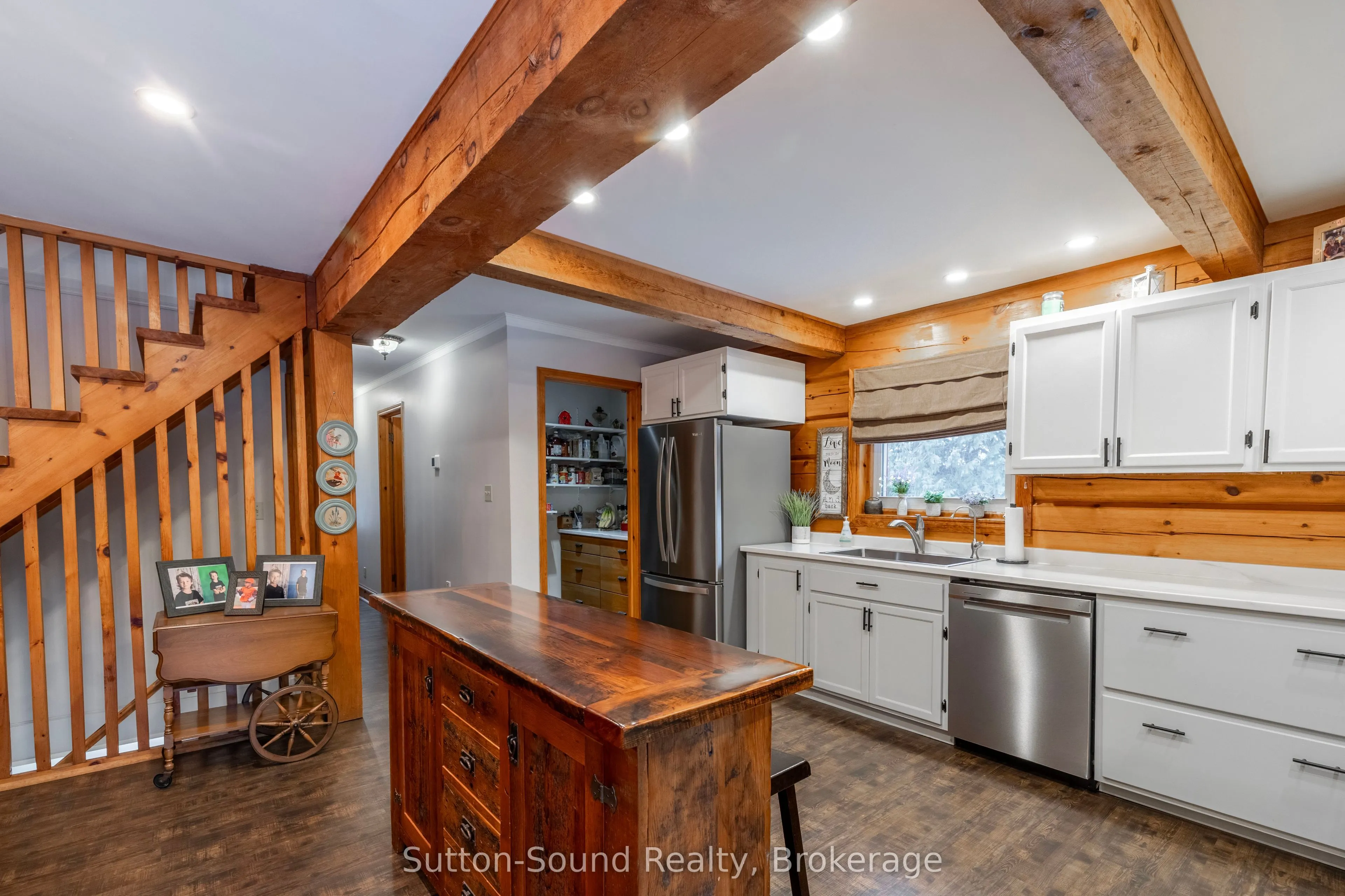 625 Mallory Beach Road