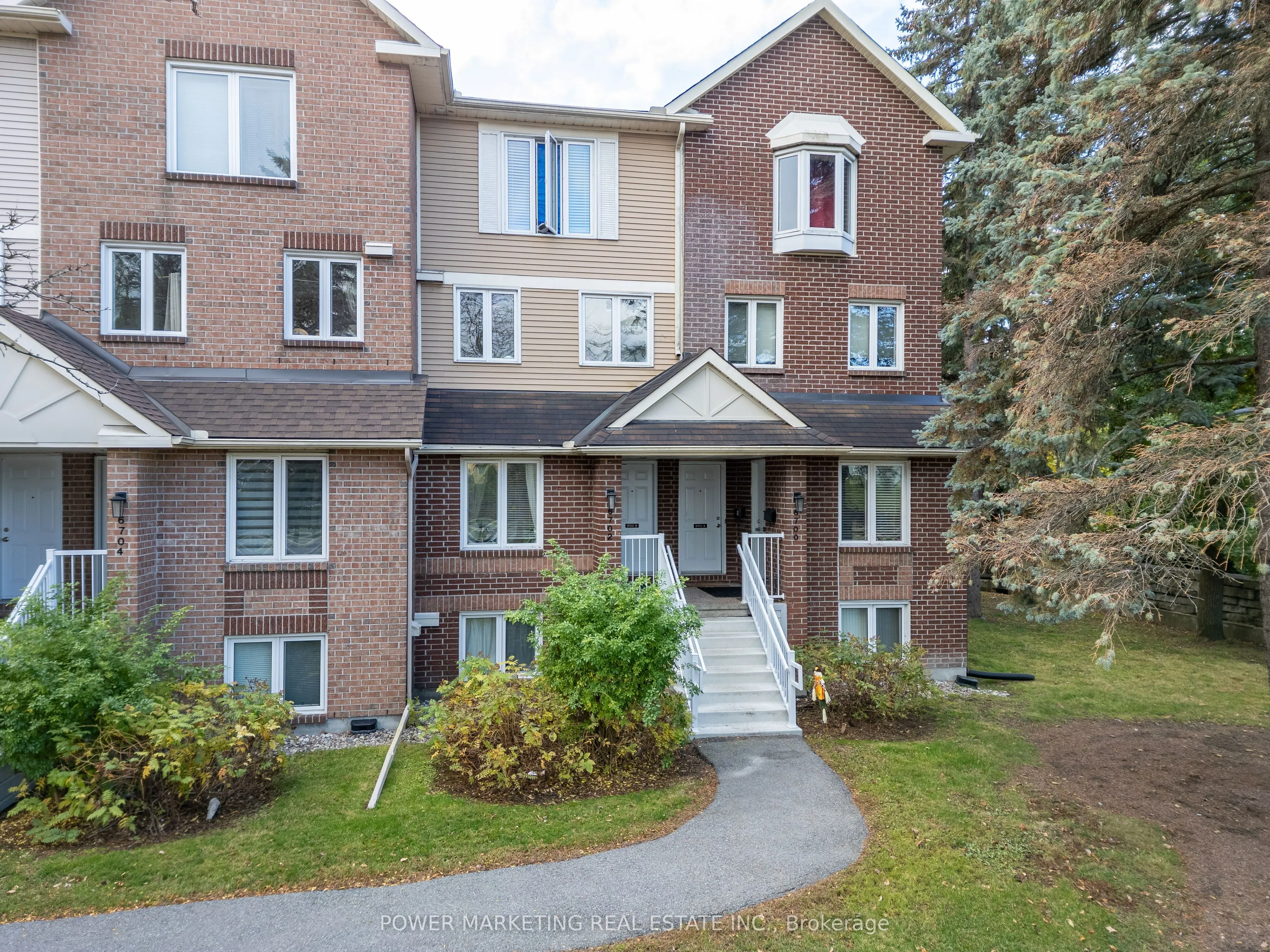 6702 Jeanne D'arc Boulevard N #B
