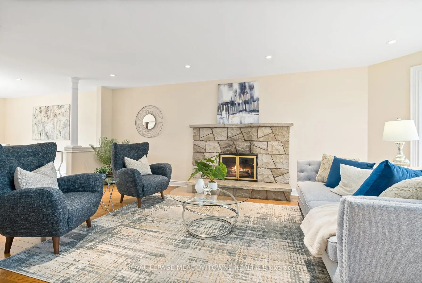 4 Pine Ridge Road