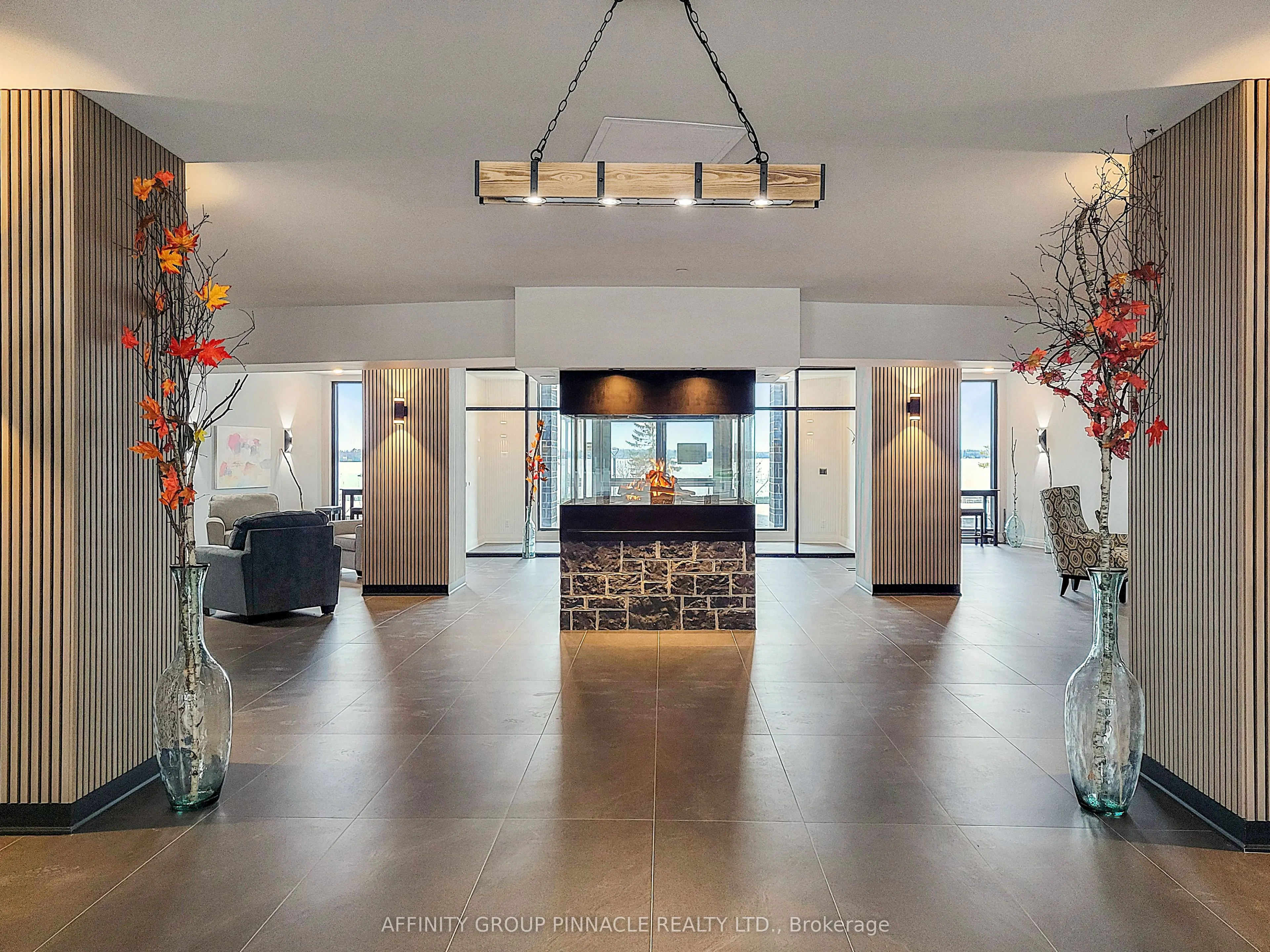 99 Louisa Street #201