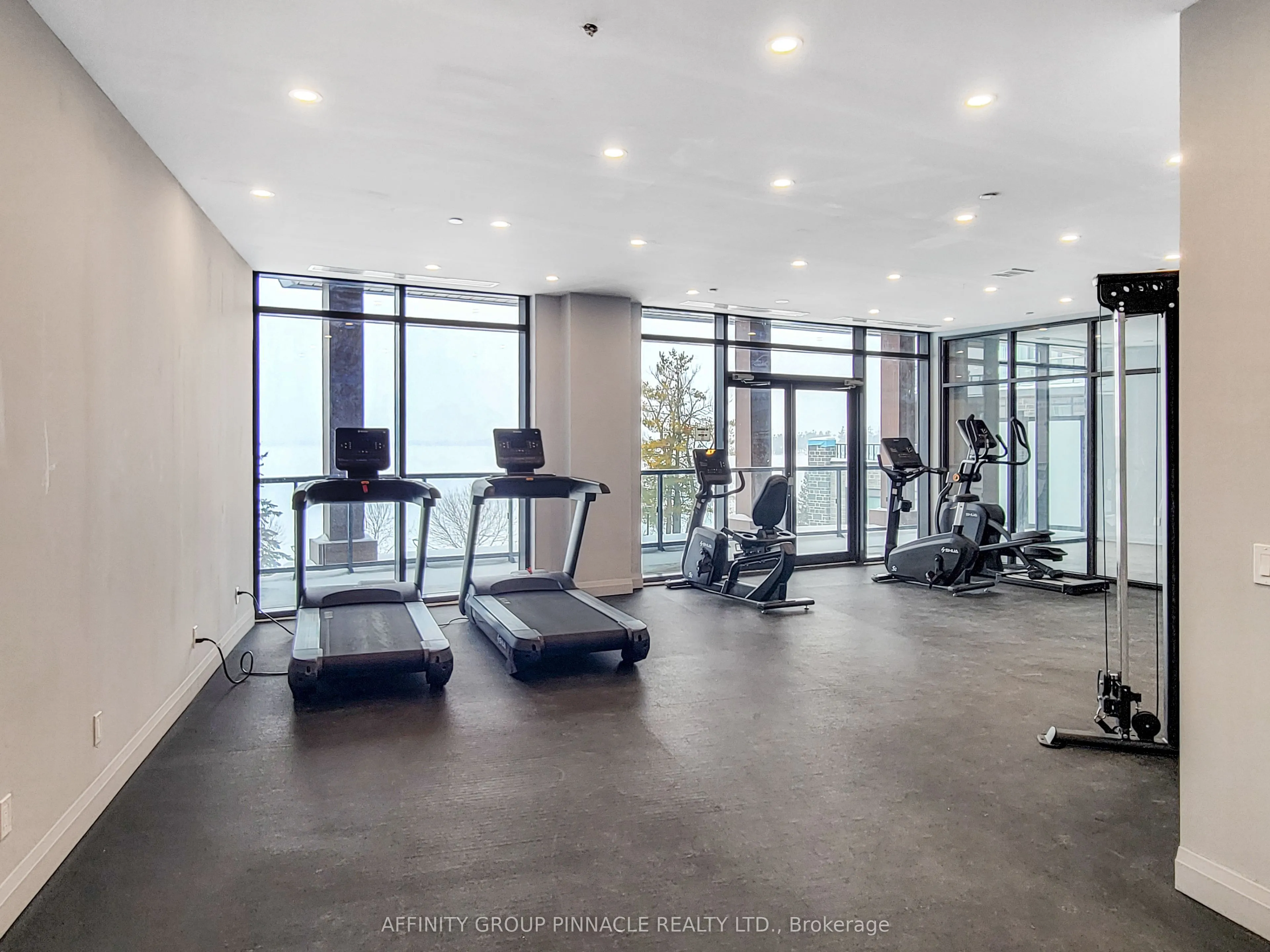 99 Louisa Street #201