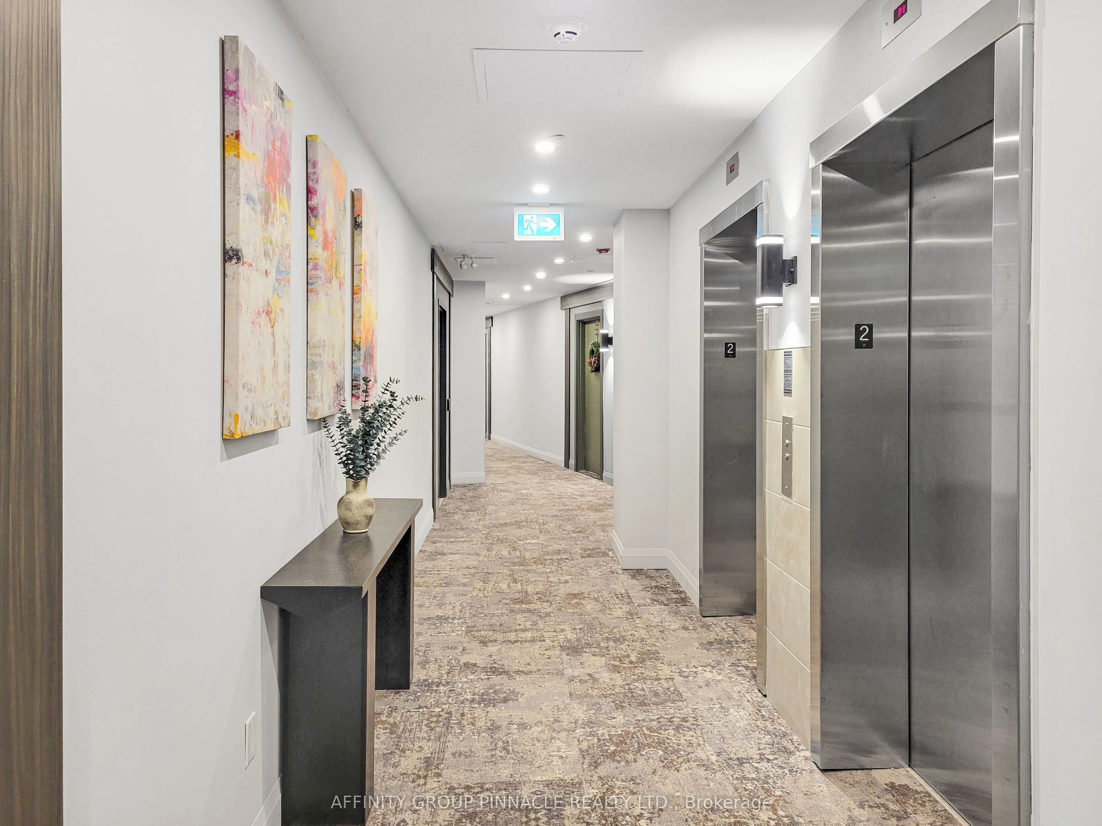 99 Louisa Street #201