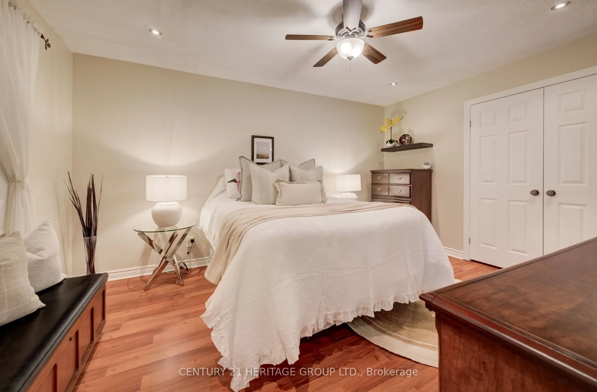 546 Jerseyville Road W