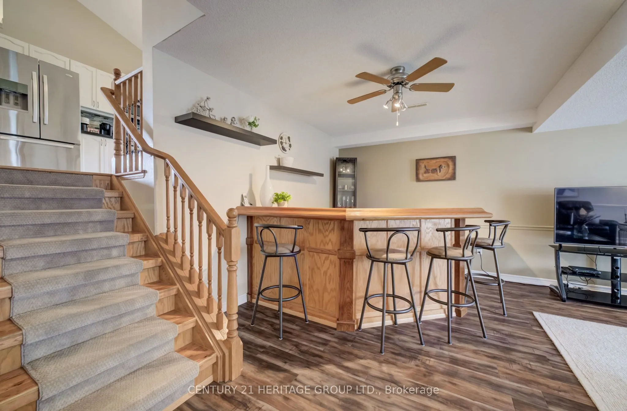 546 Jerseyville Road W