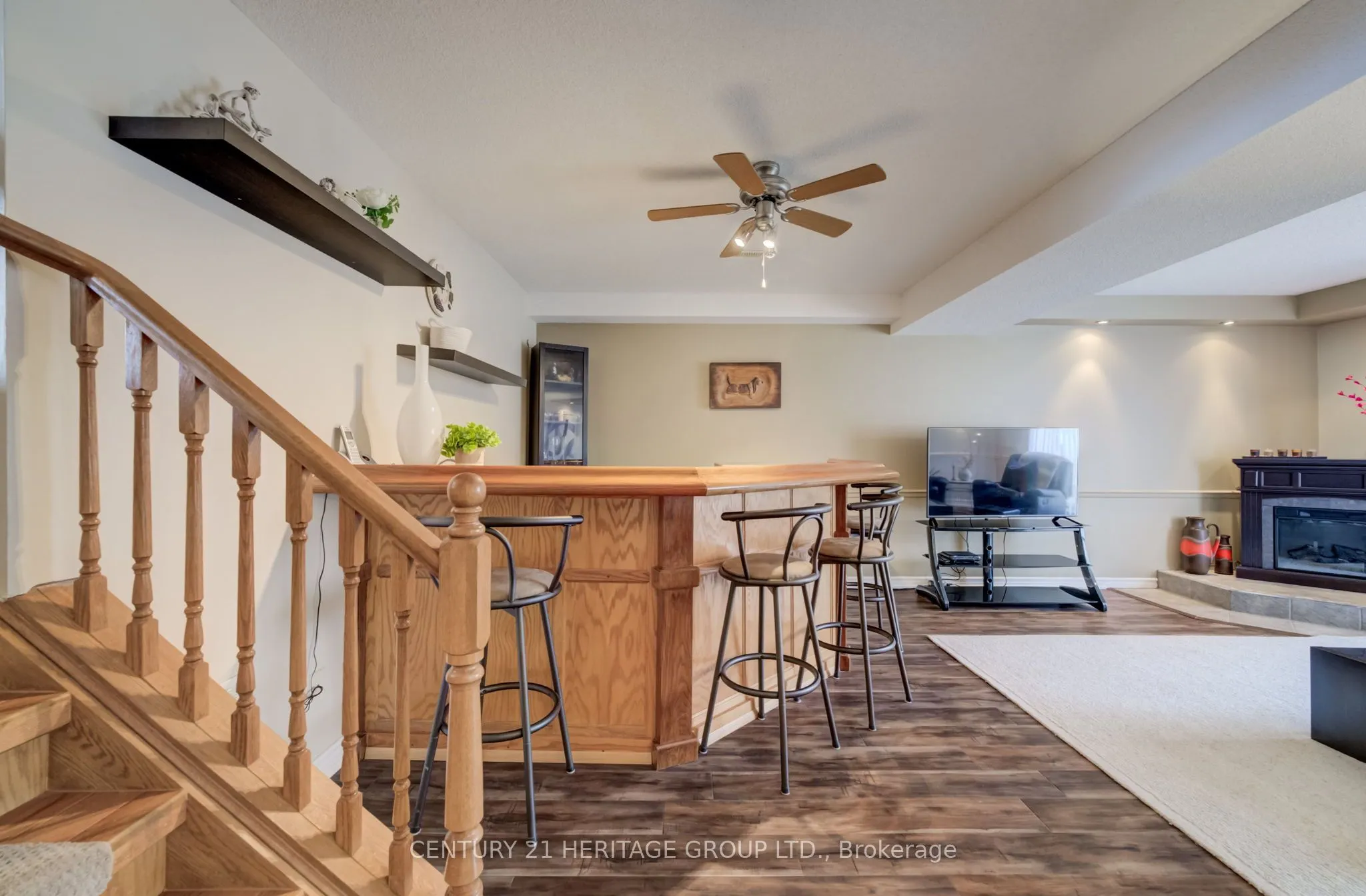546 Jerseyville Road W