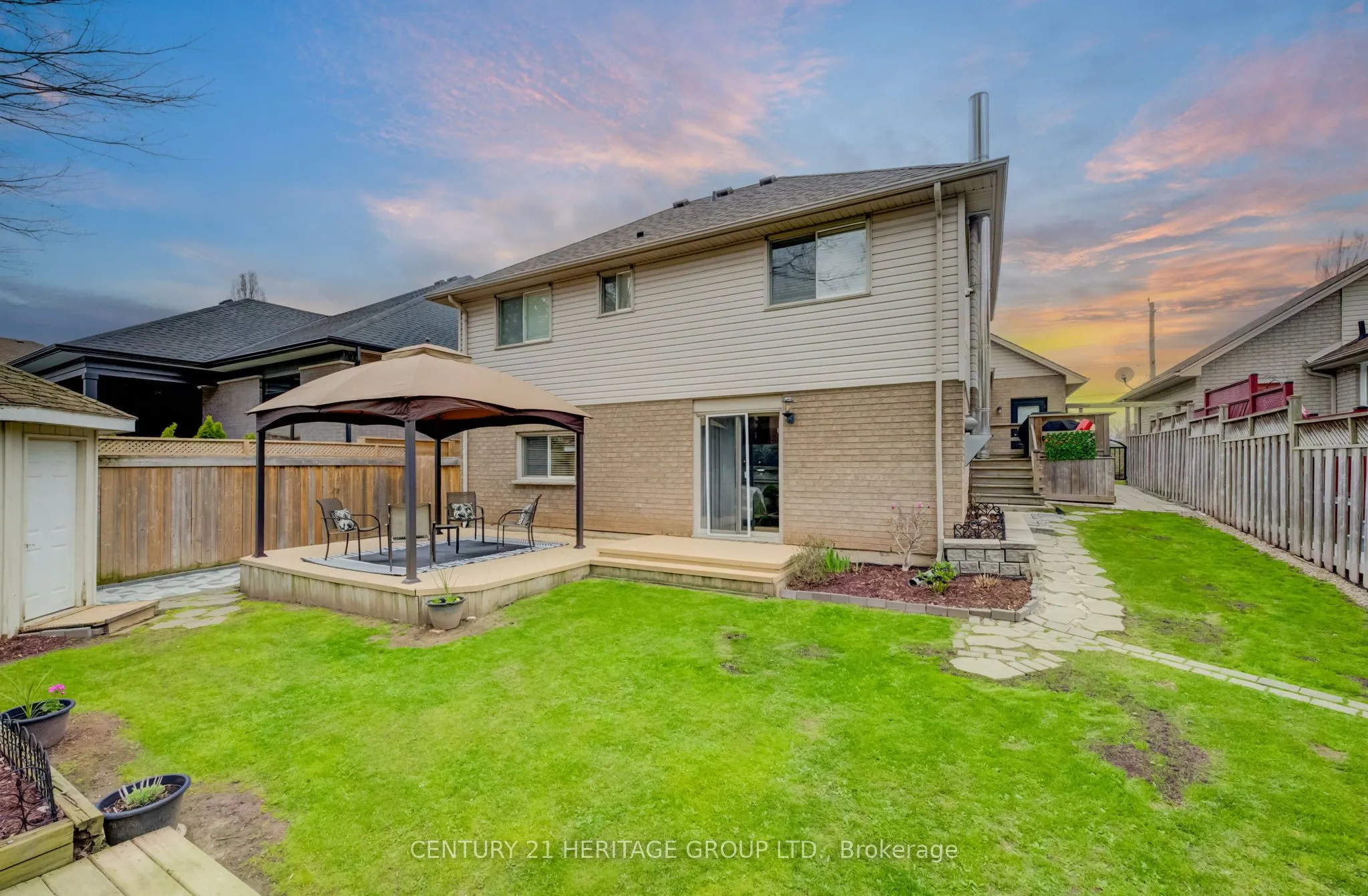 546 Jerseyville Road W