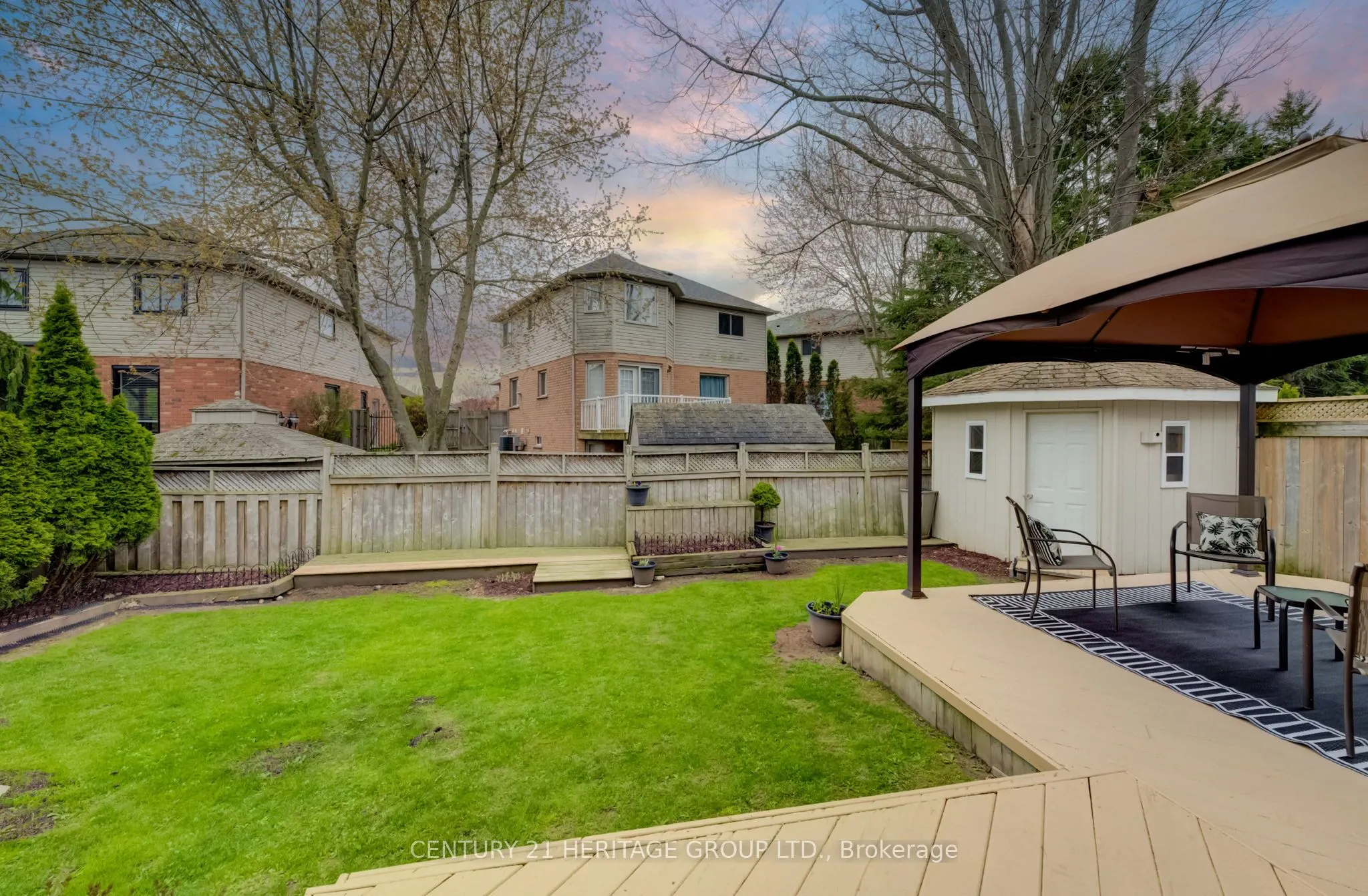 546 Jerseyville Road W