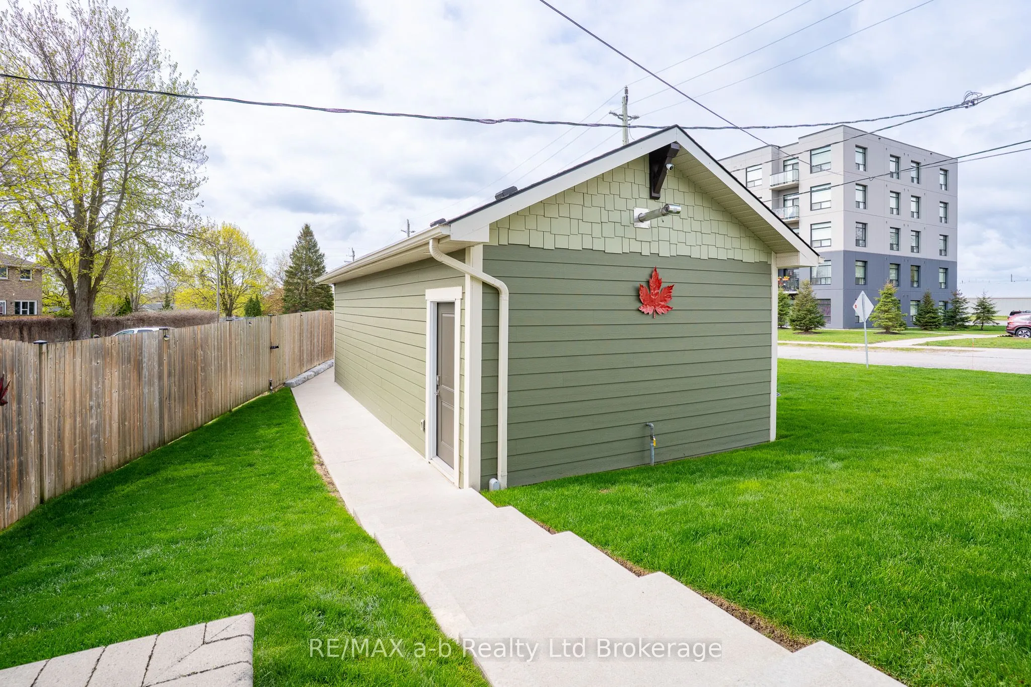 136 Maple Lane