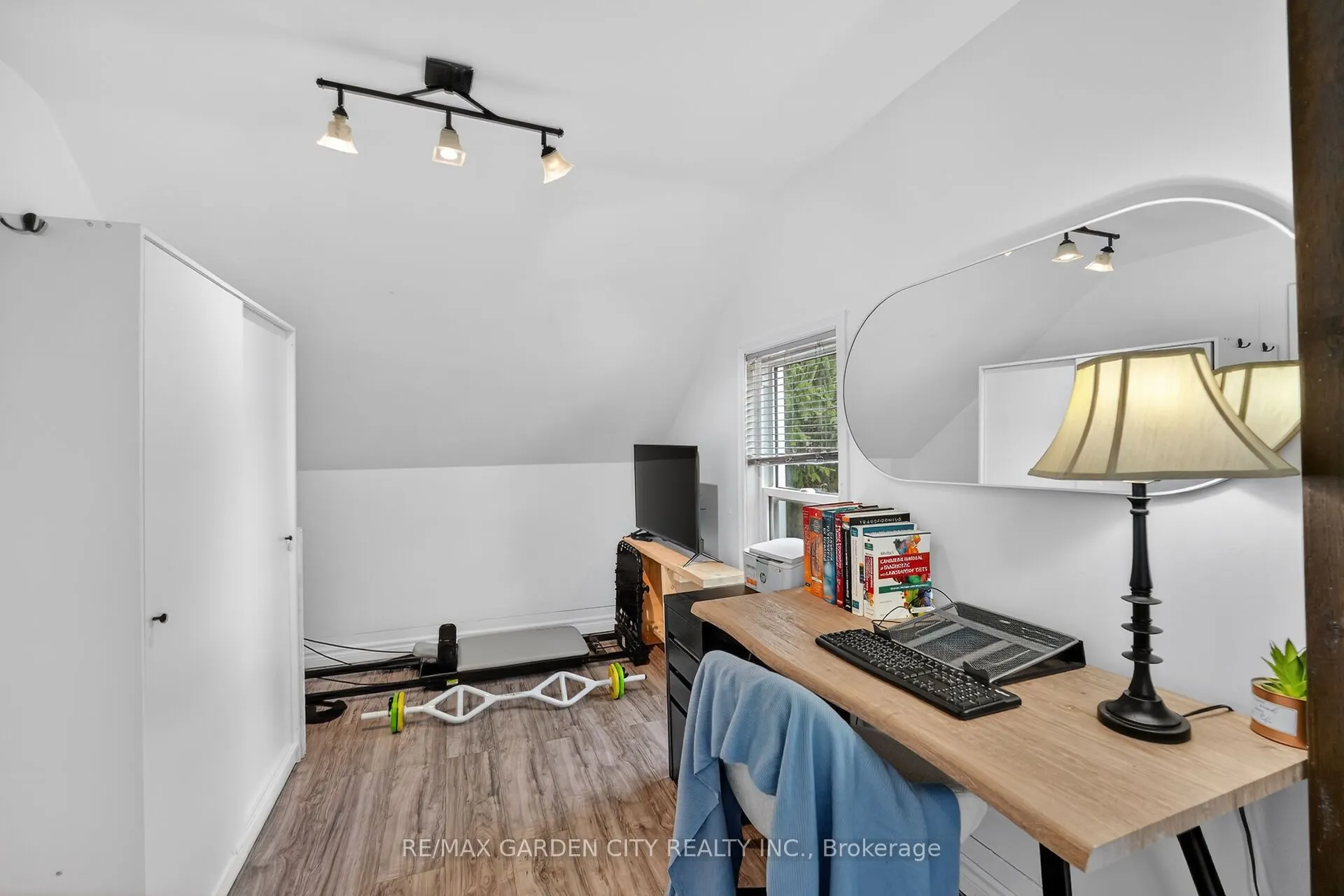 3555 Campden Road
