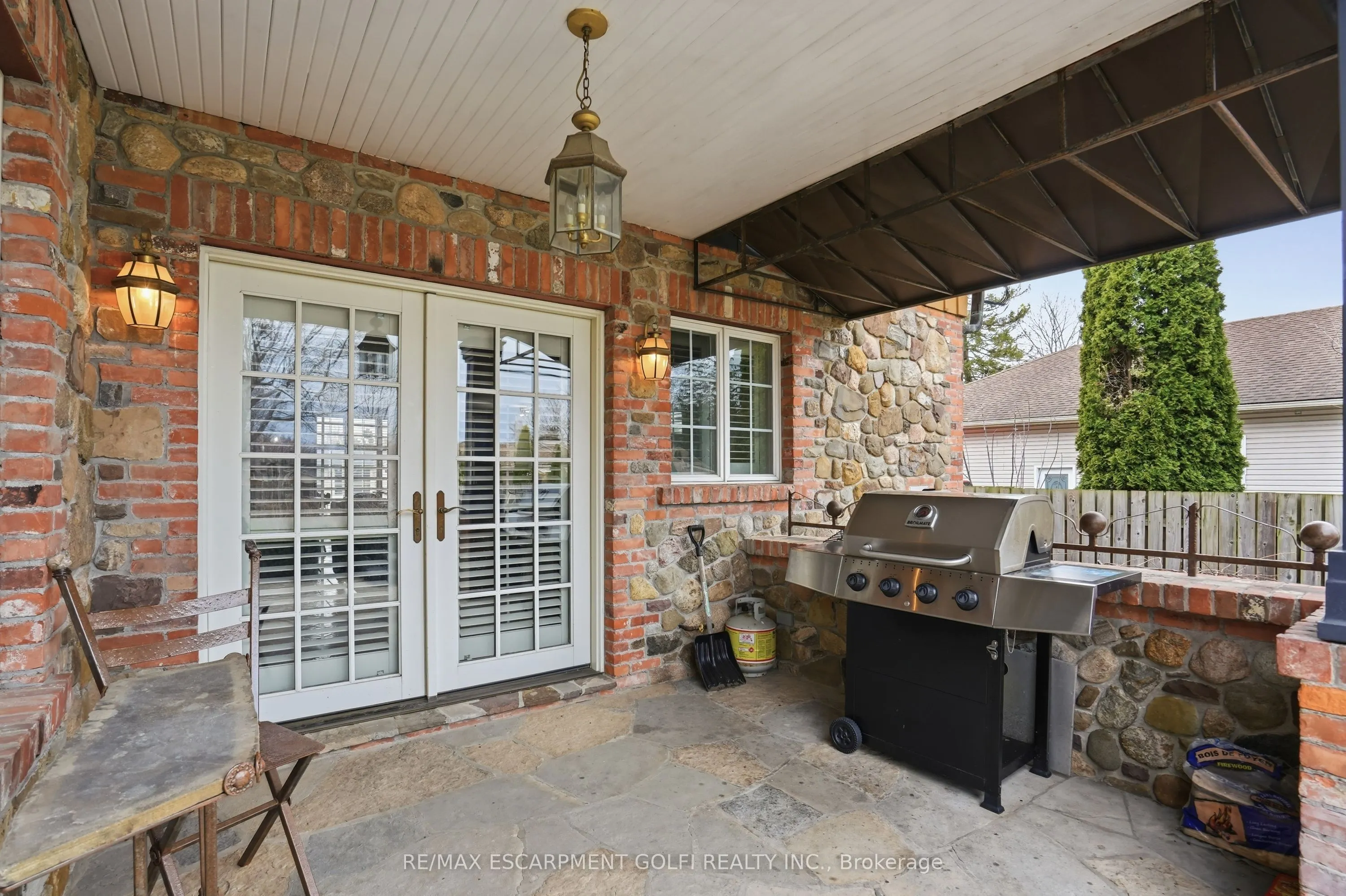 1426 Niagara Stone Road