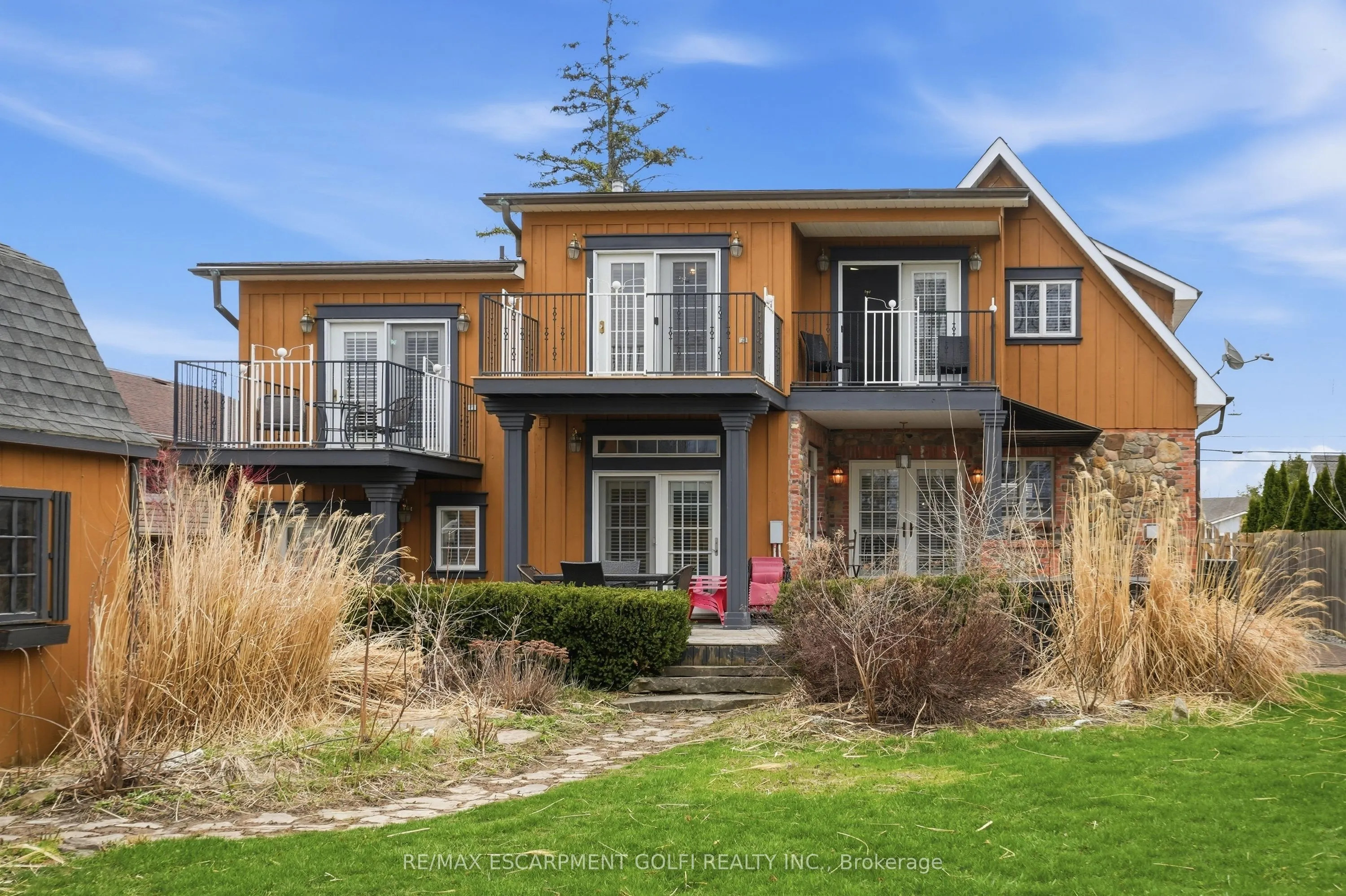 1426 Niagara Stone Road
