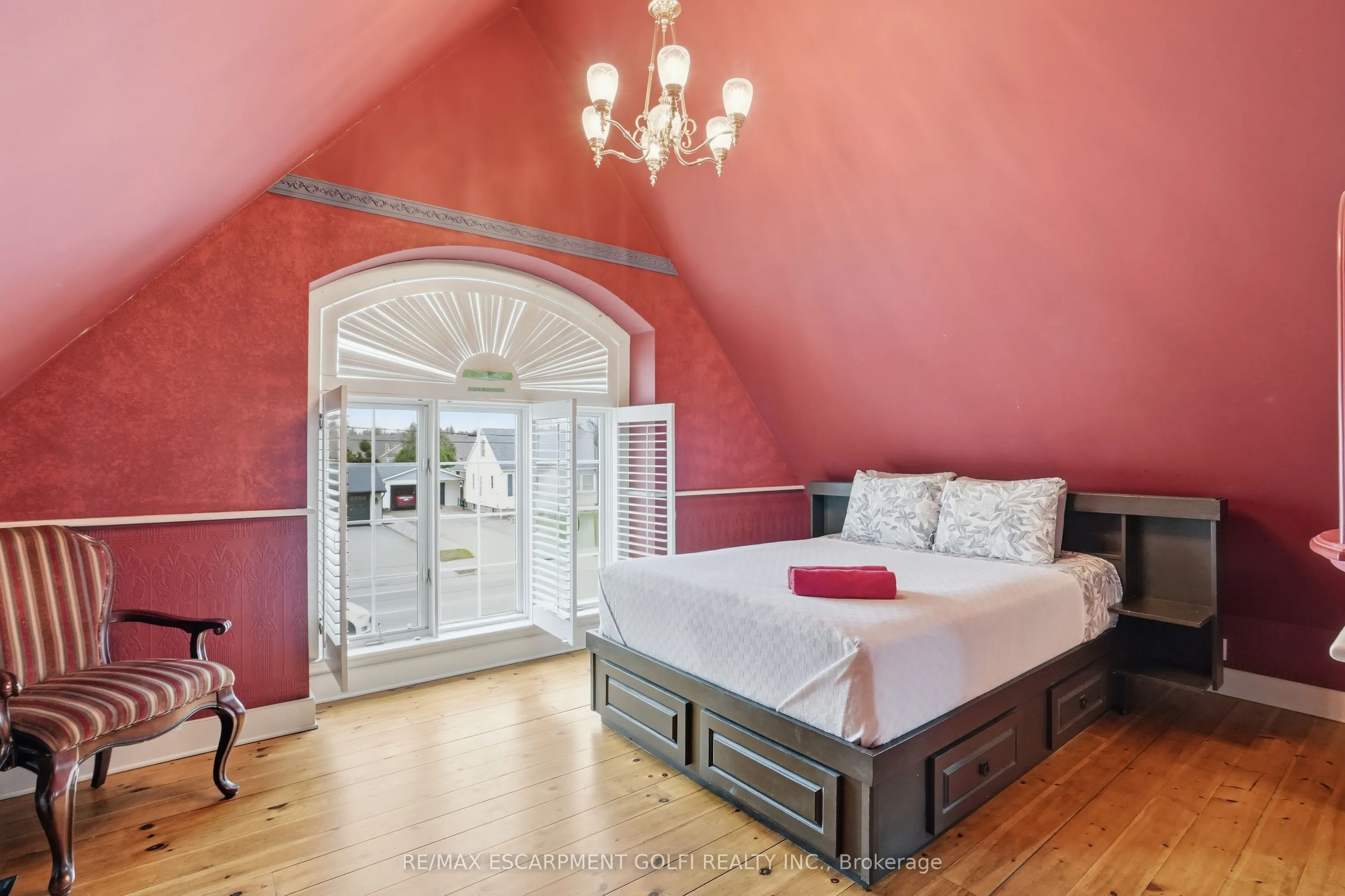 1426 Niagara Stone Road