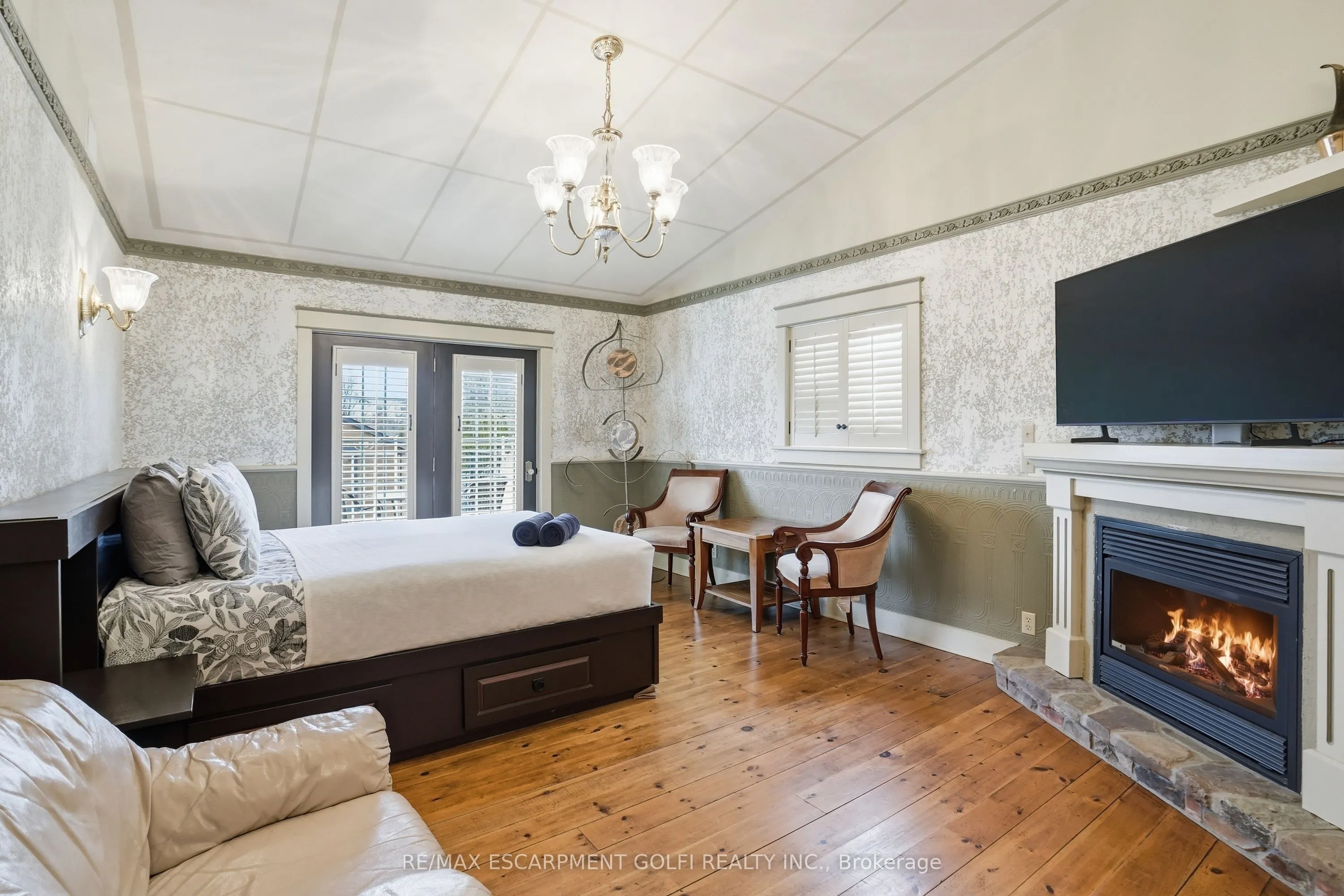 1426 Niagara Stone Road