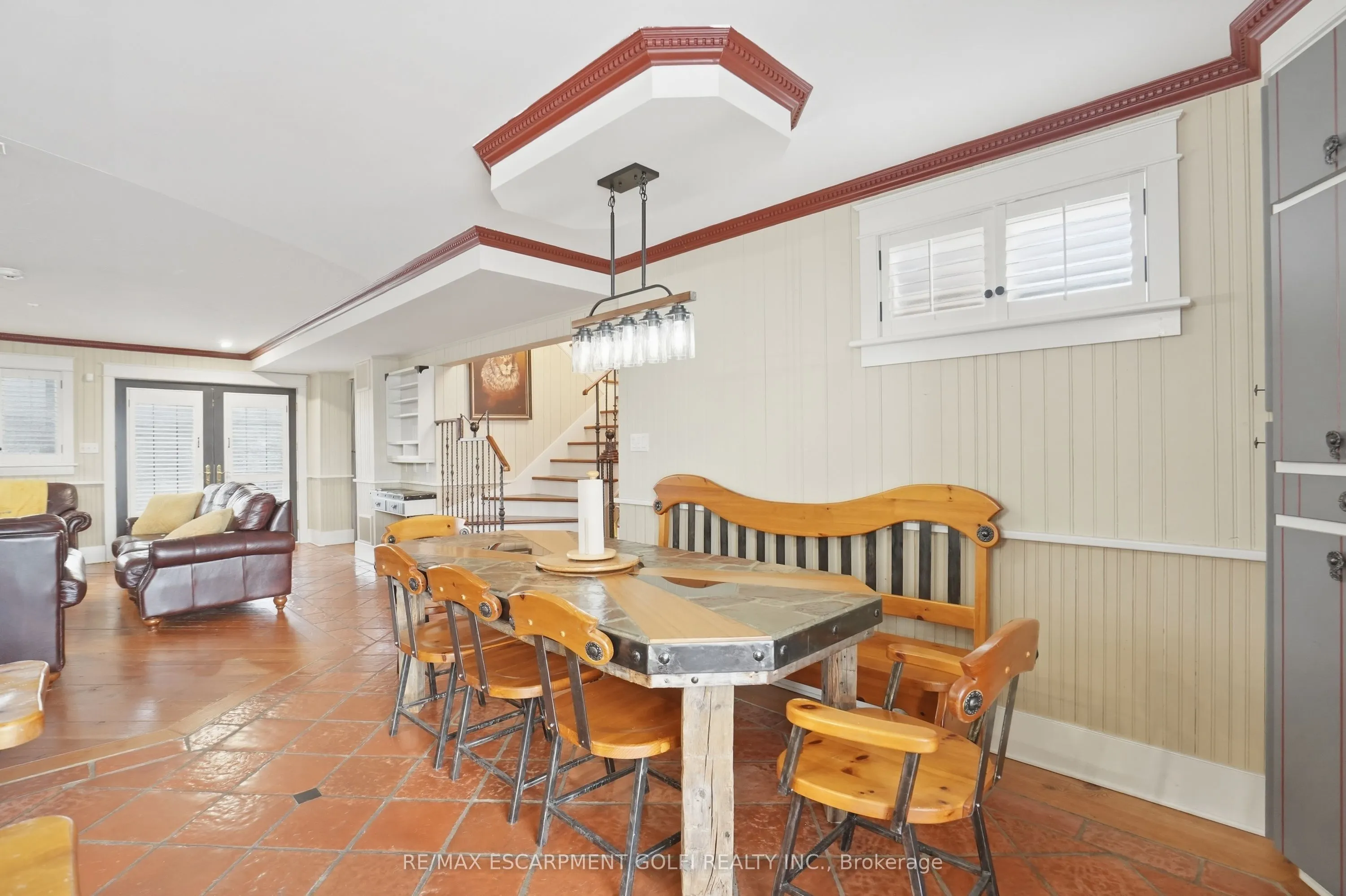 1426 Niagara Stone Road