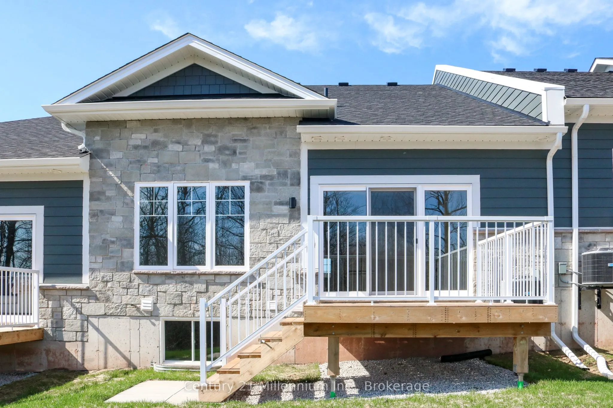 321 Telford Trail