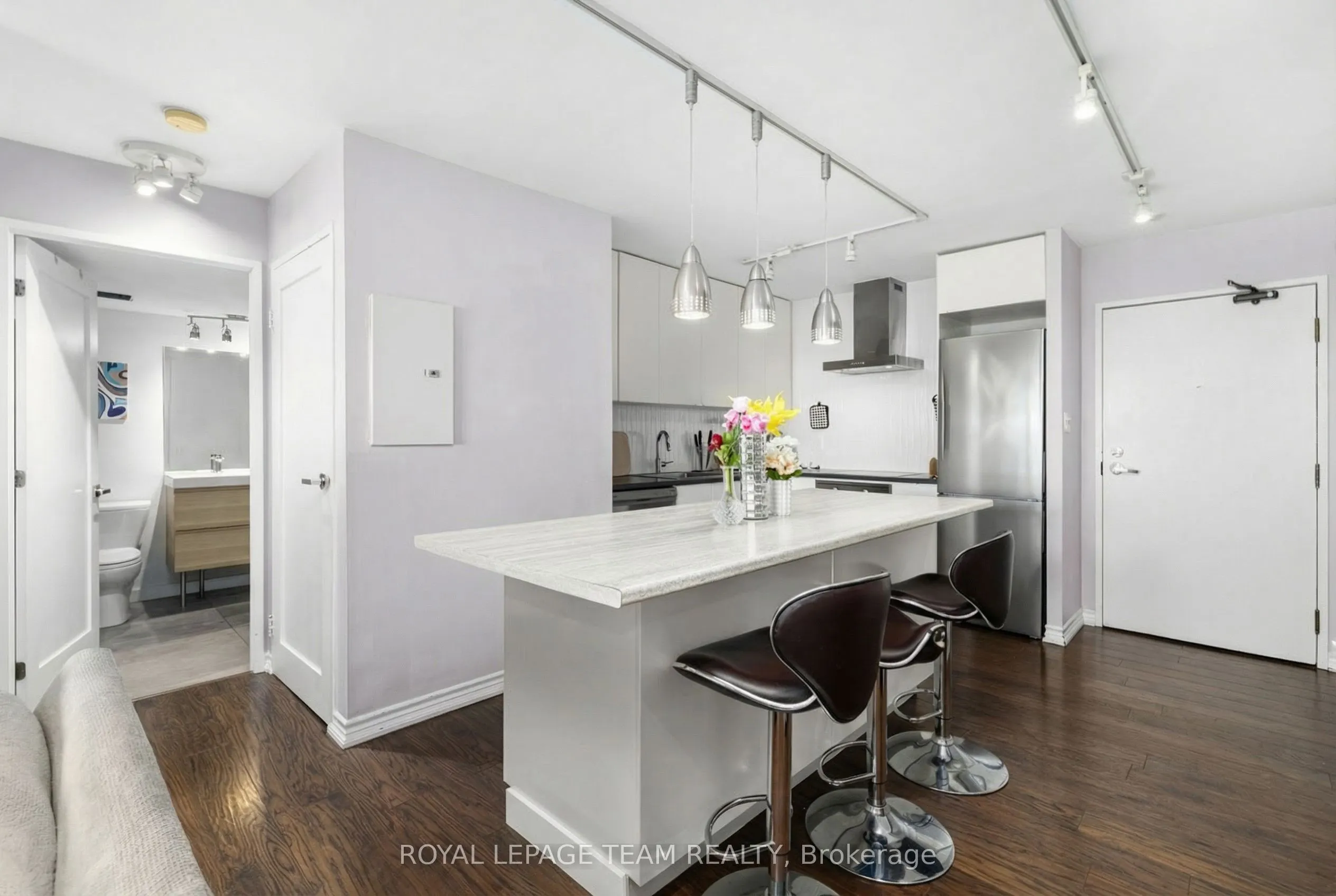 40 Landry Street #1114