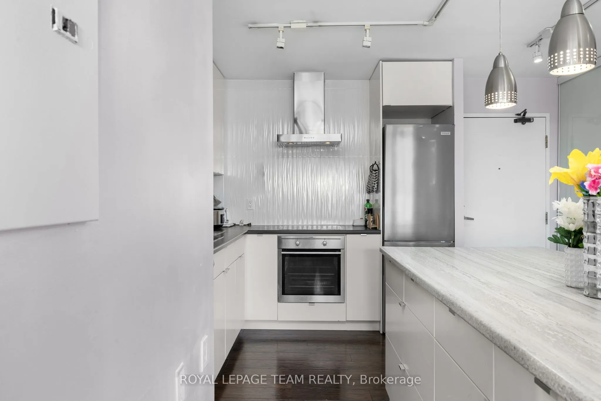 40 Landry Street #1114