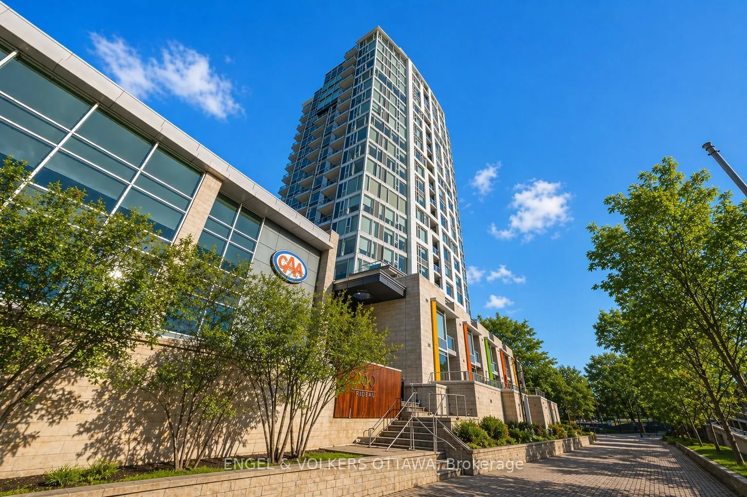 1035 Bank Street #110