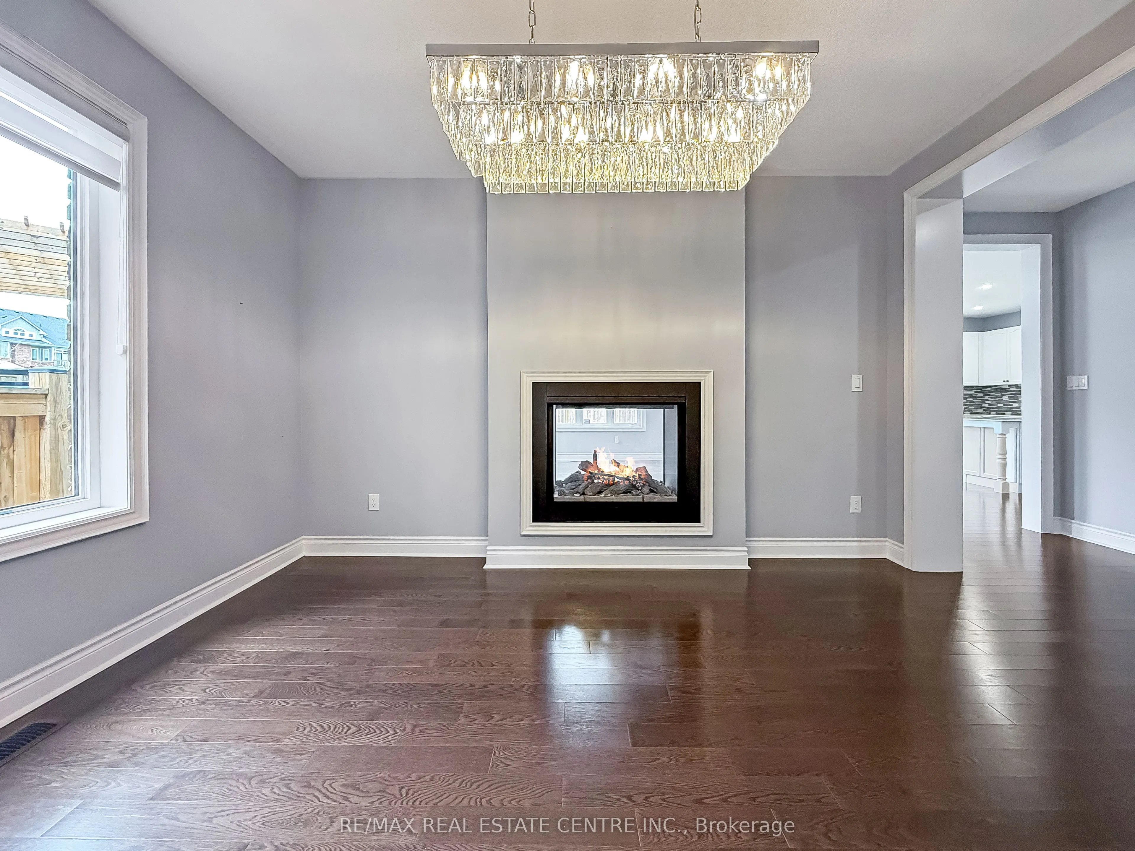 33 Stonegate Avenue