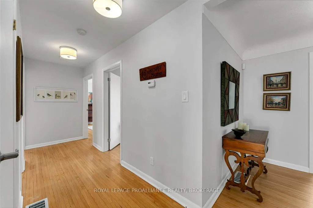 302 Arrowhead Place