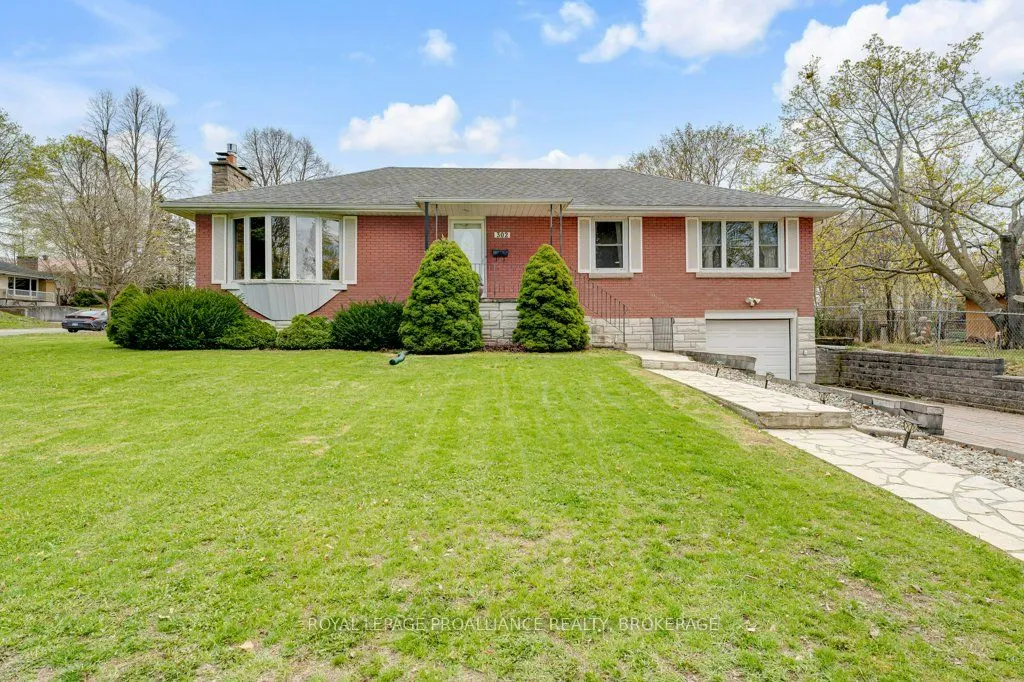 302 Arrowhead Place
