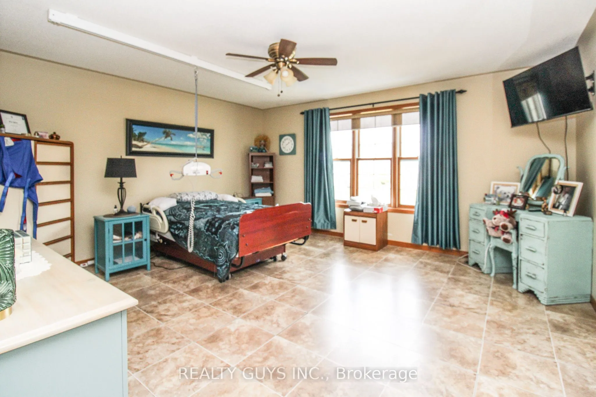 668 Brealey Drive