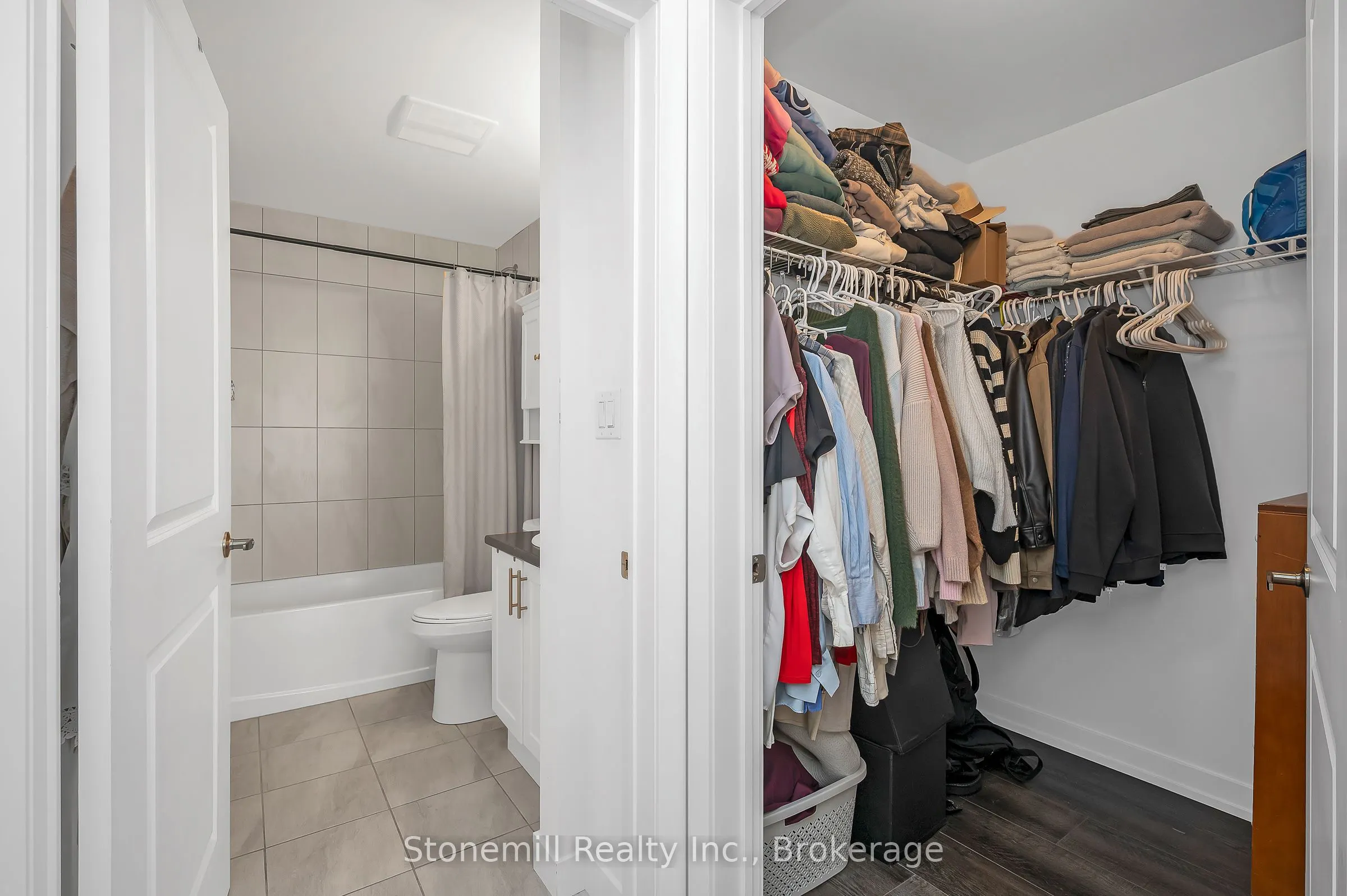 450 Dundas Street E #701