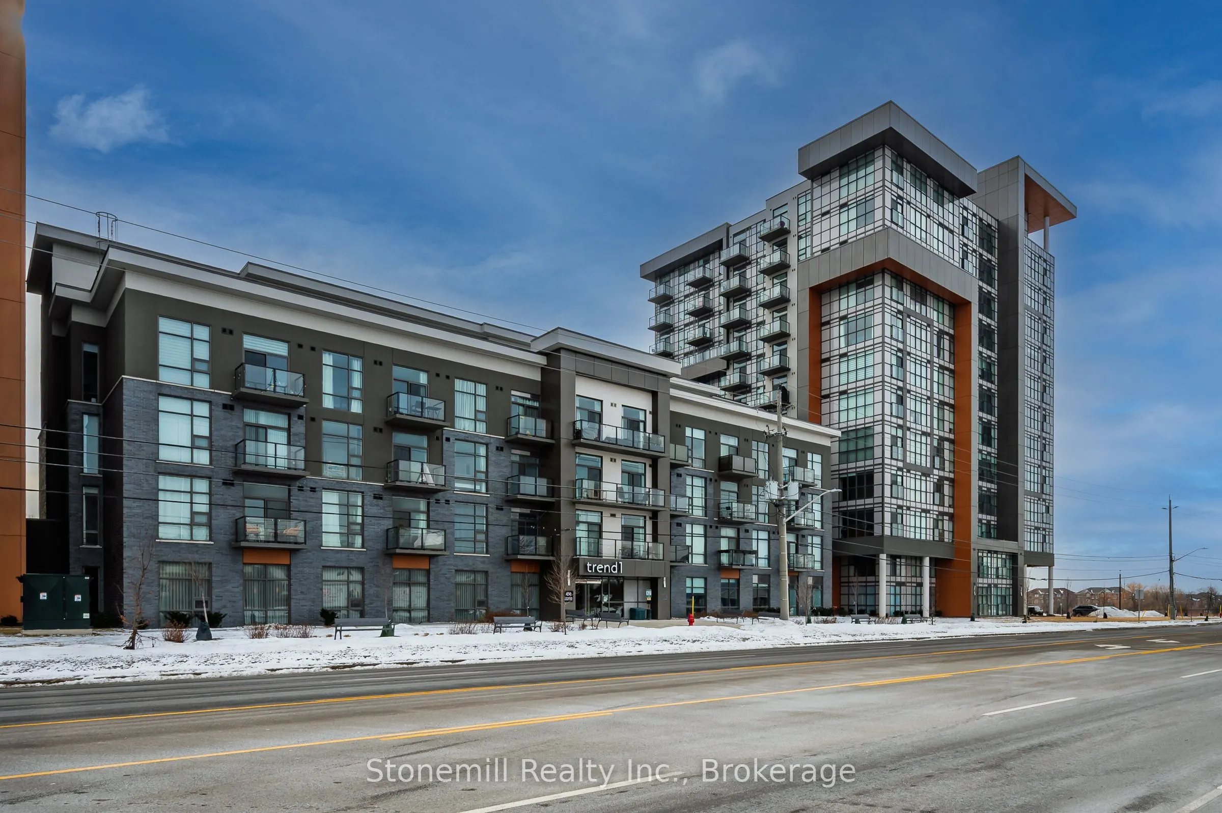 450 Dundas Street E #701