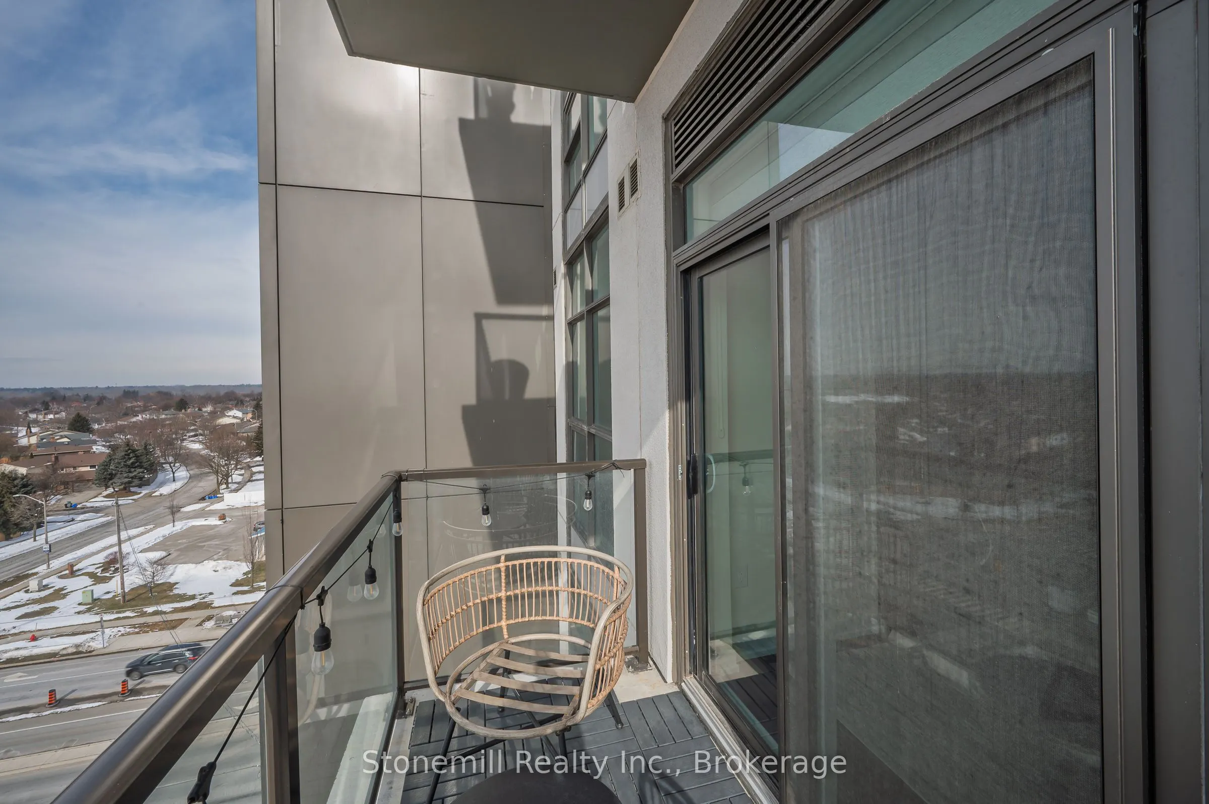 450 Dundas Street E #701
