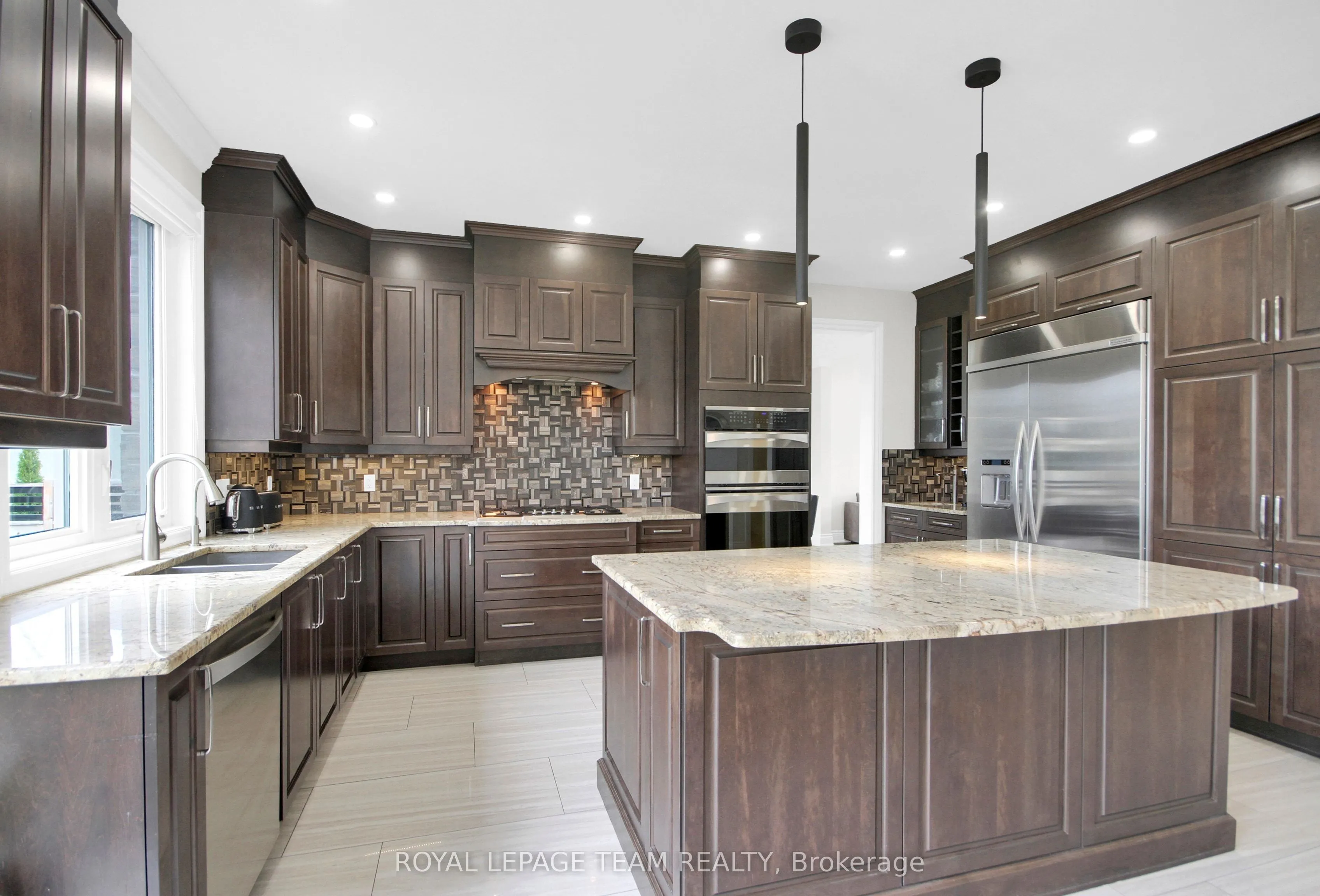 520 LEIMERK Court