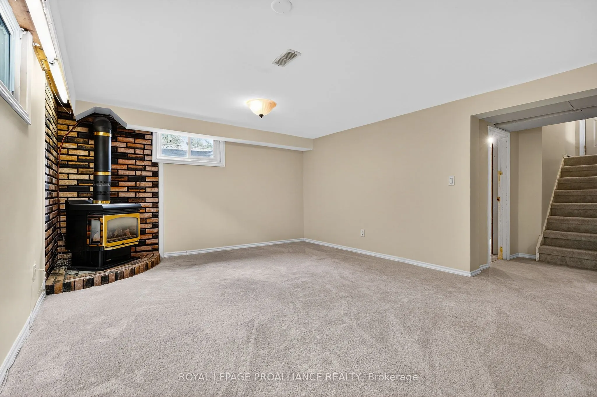 15 Gearin Street